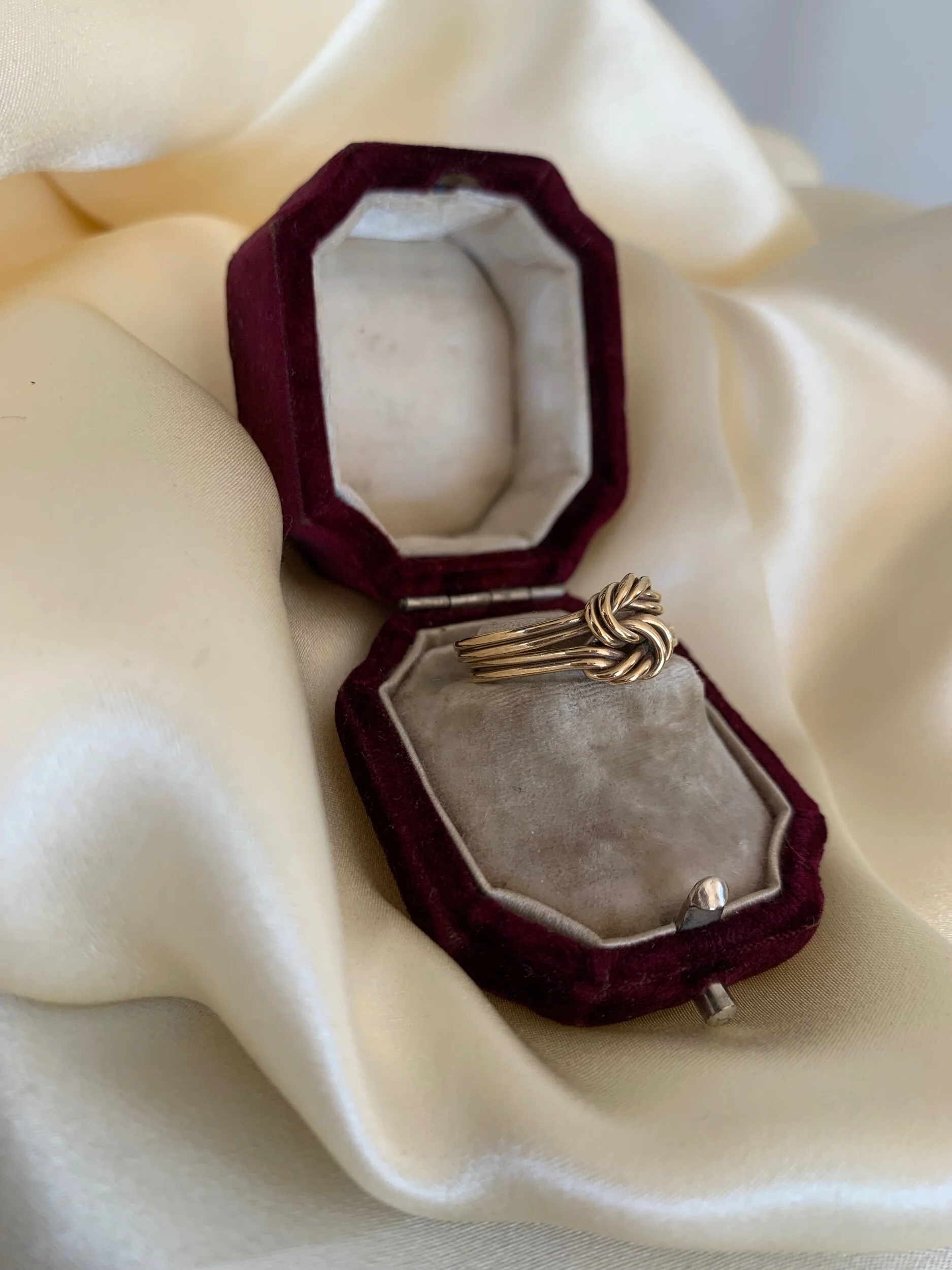 D9F3A65A-2D2B-4B4D-AF6B-C659EAAE2485