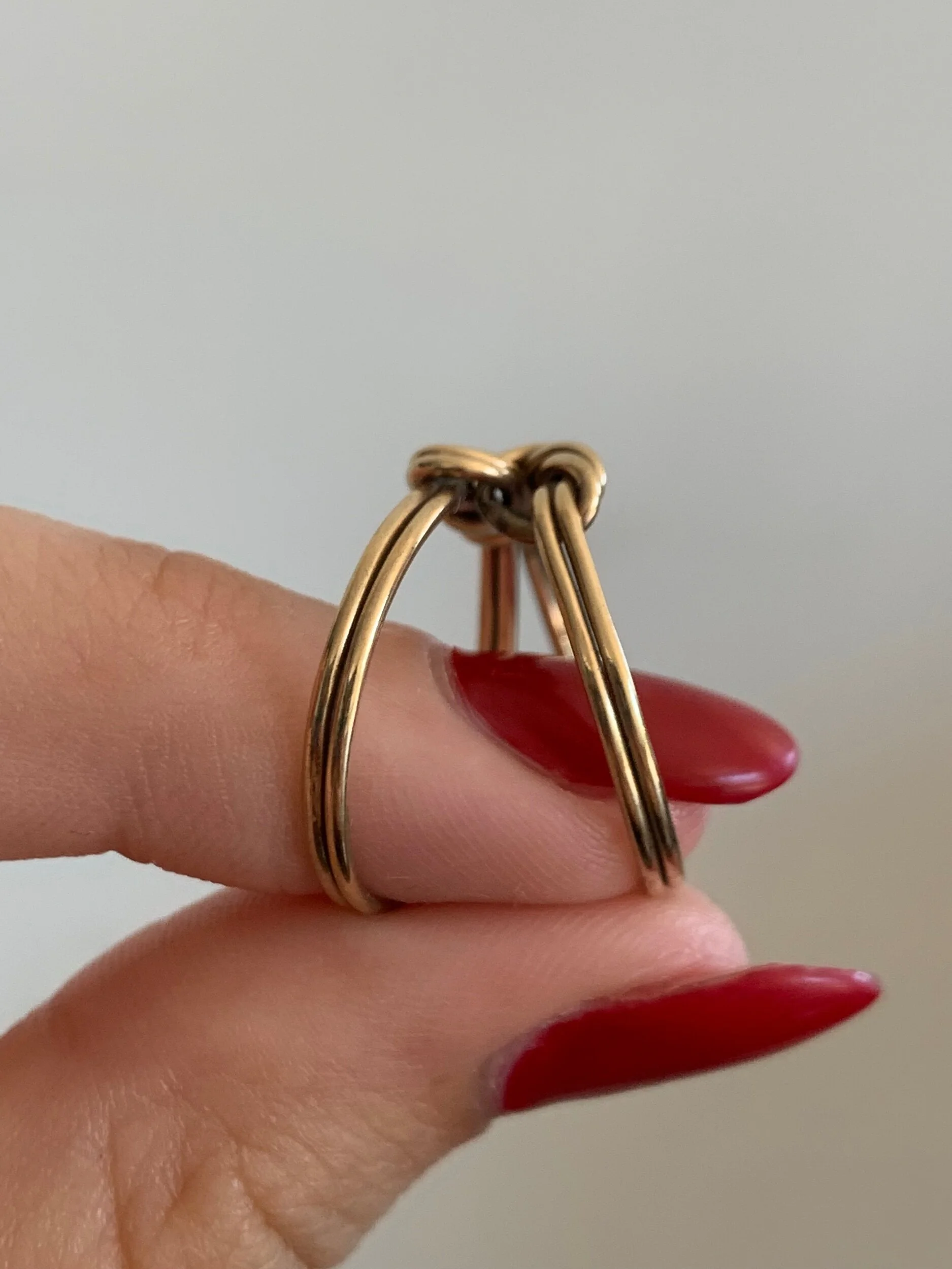 BAA3D95D-4207-444B-8320-21FA9D122DA1