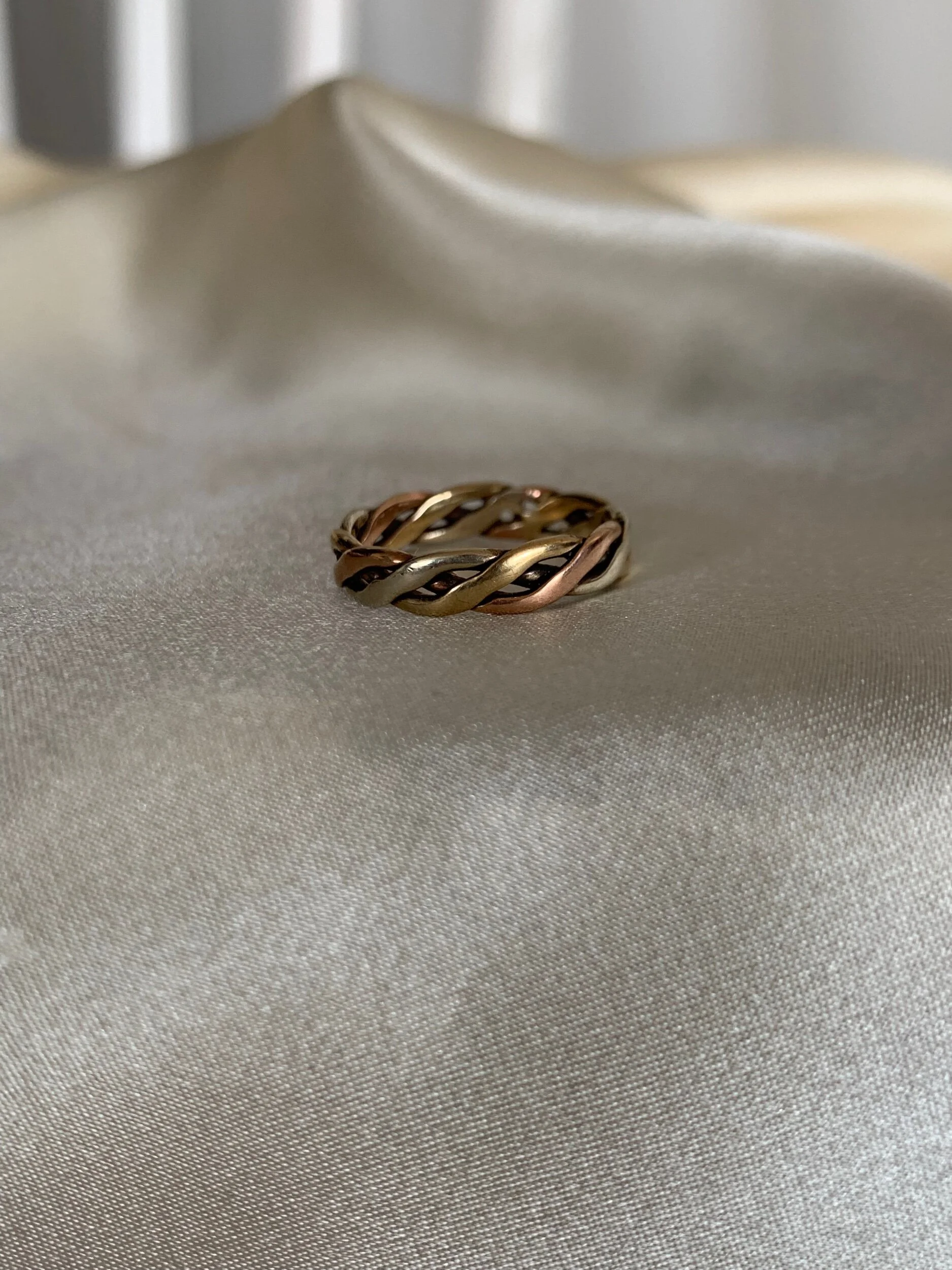 FABD821E-D08A-4B9D-AB8D-85F06E6017E9