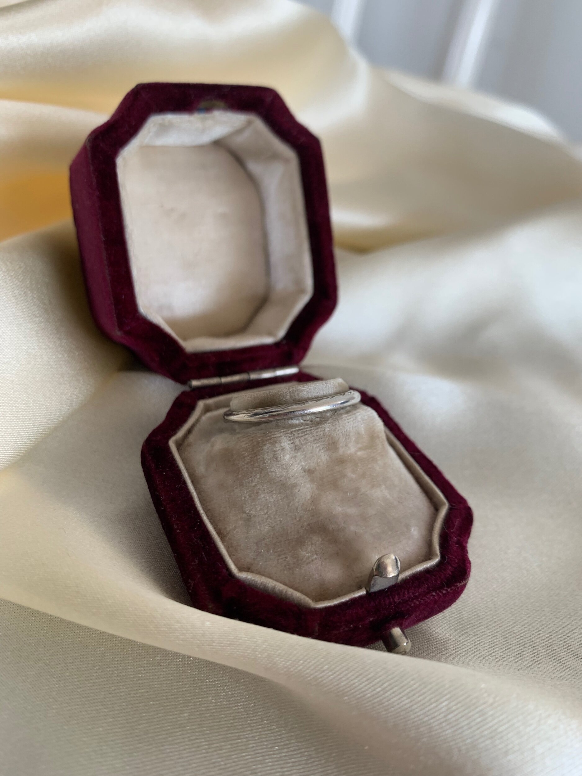 FCDA7DF2-8C35-40A6-BD94-42BA9978ED2C