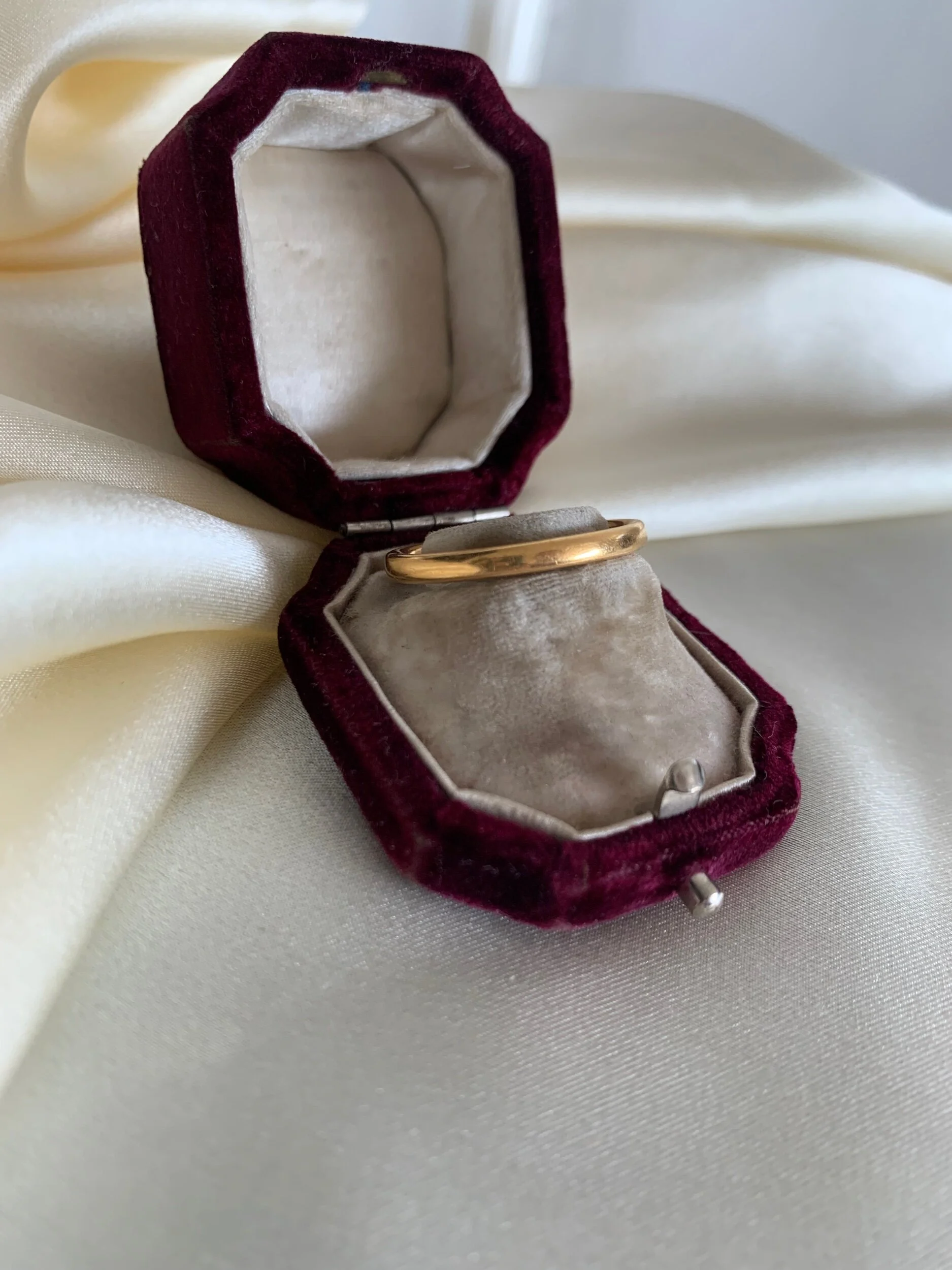 EAB54A62-D88C-4436-B41C-6EE63A3BAA5F