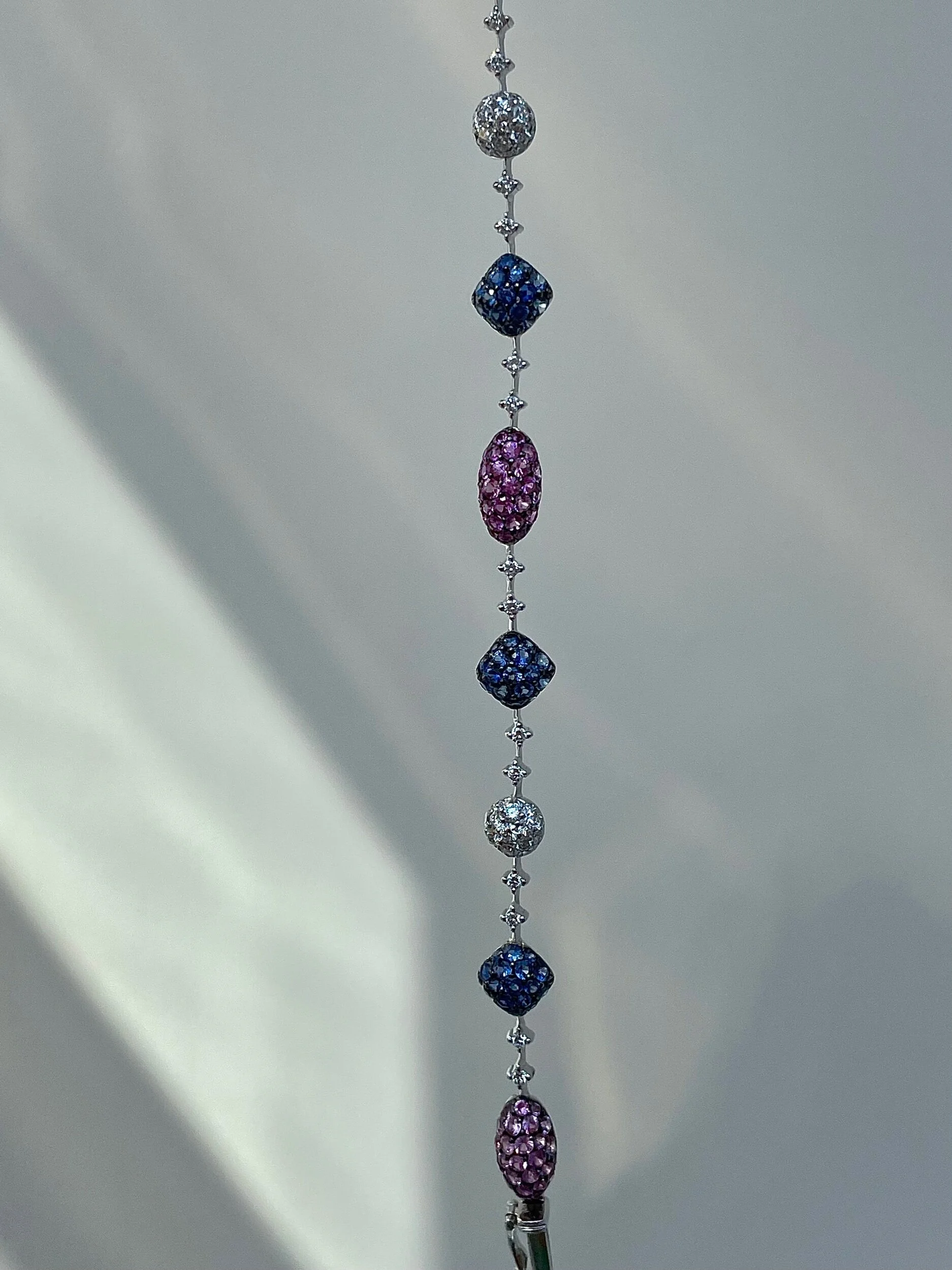 02FF5F22-C241-44AA-B5EF-C1403F702CF7