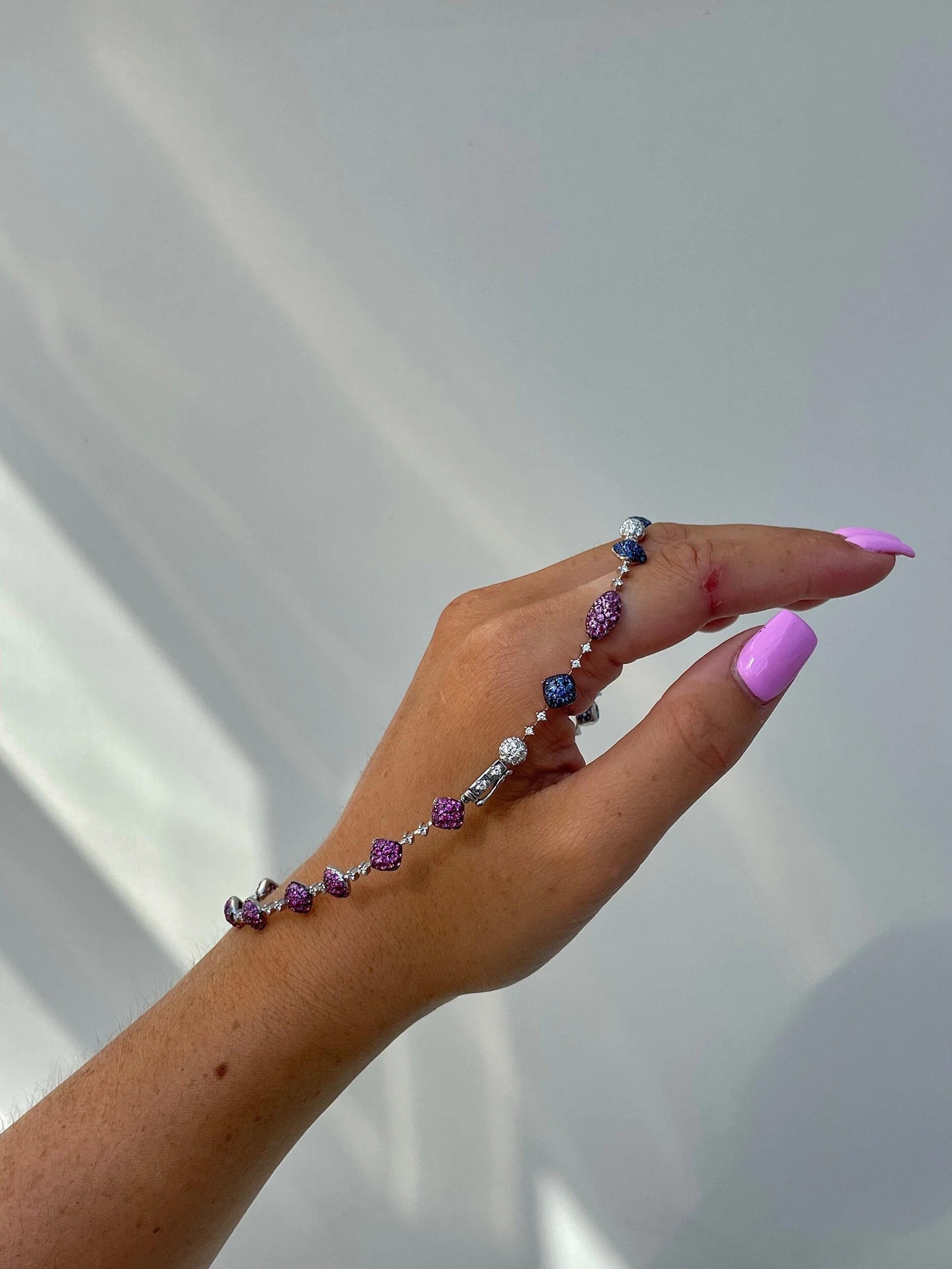 881CBFD0-C58F-49DC-B51E-A76B191AC19B