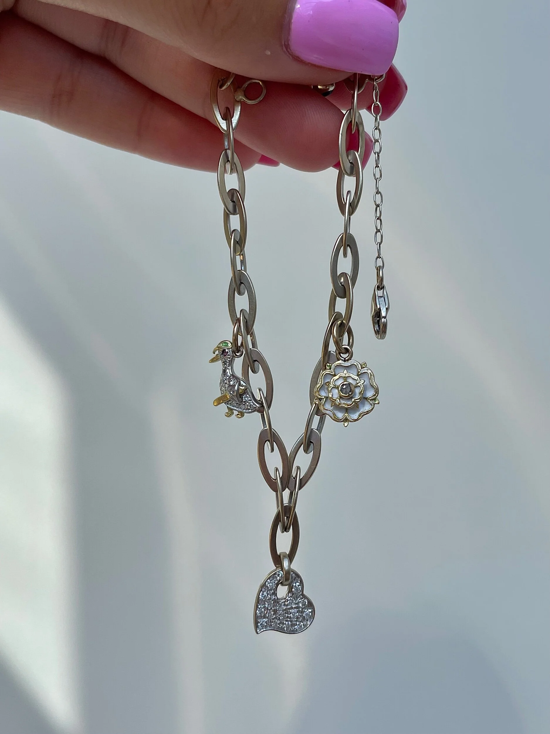 1C481084-632E-4E6F-B999-FE89651E288F