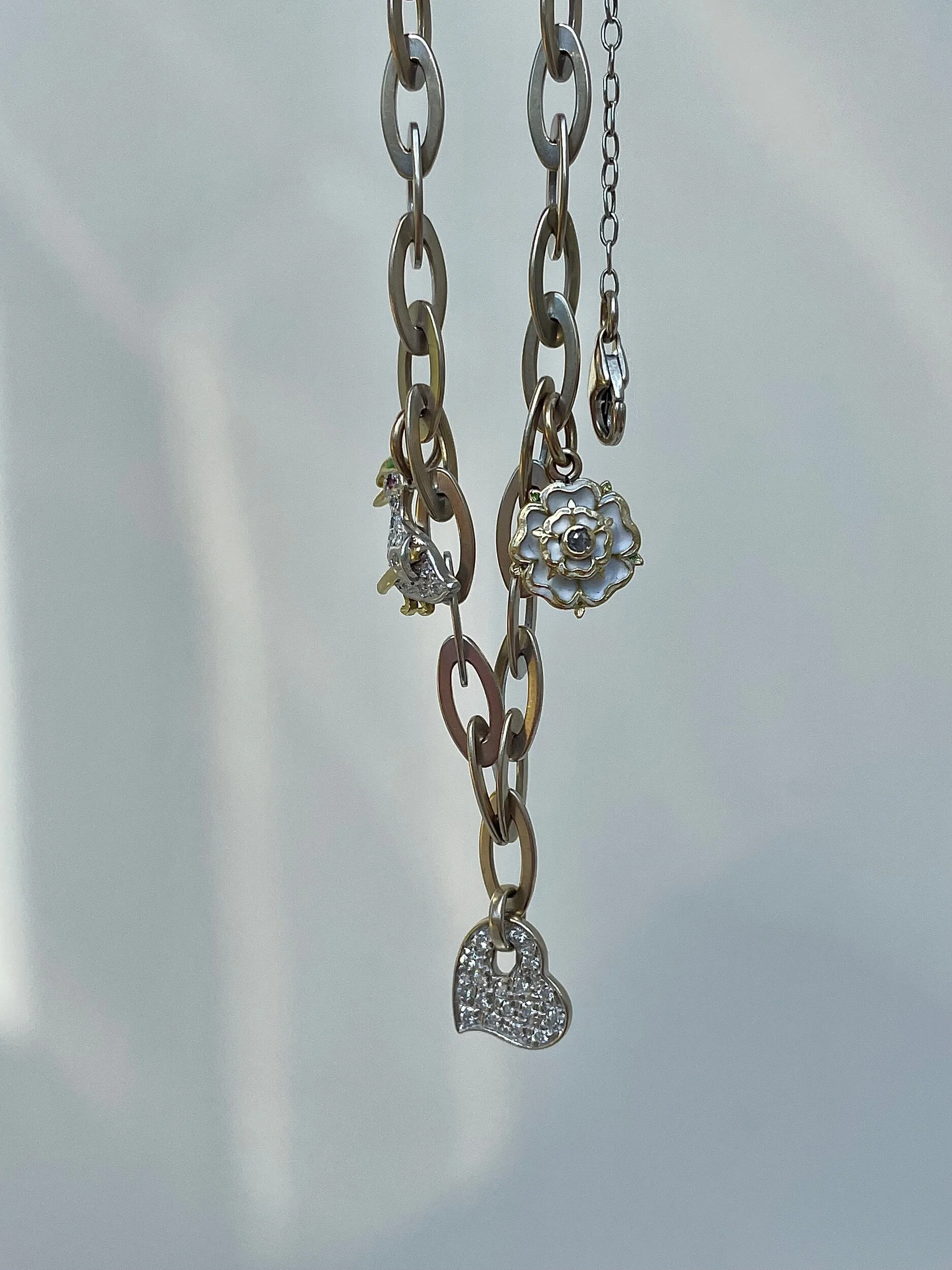 C09363A4-452B-43D3-8540-769EB2C420B6