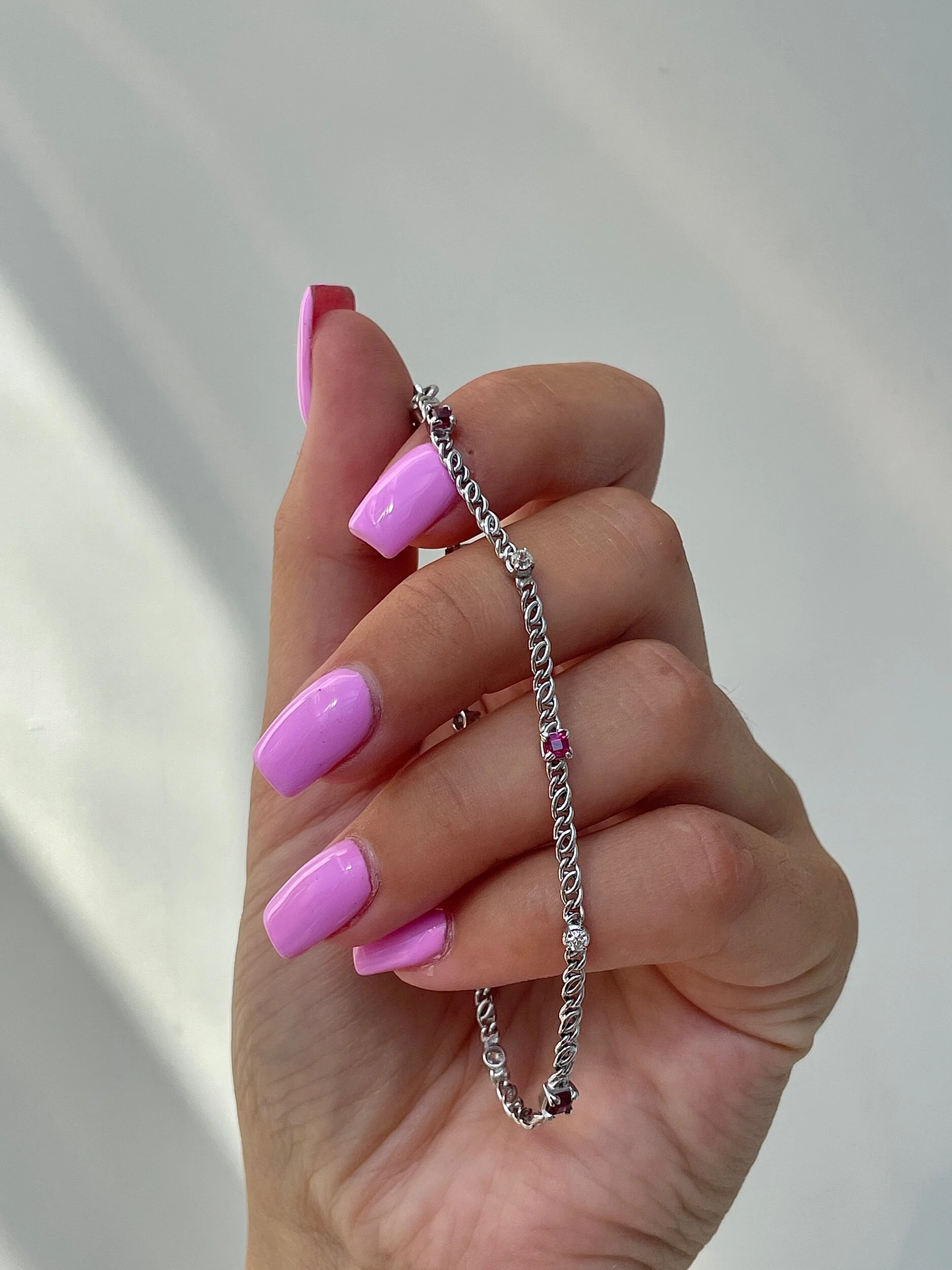 E35837A8-A03A-4667-94D6-7F7A224D73C8