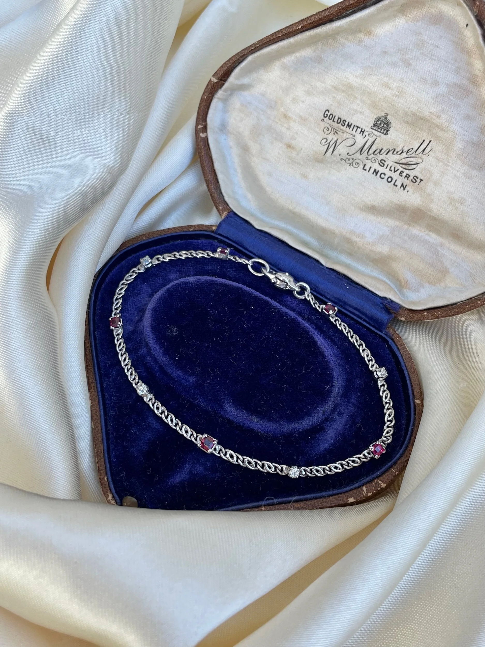 B2821B16-2E2C-4B03-8BB8-37FA1FED30F1