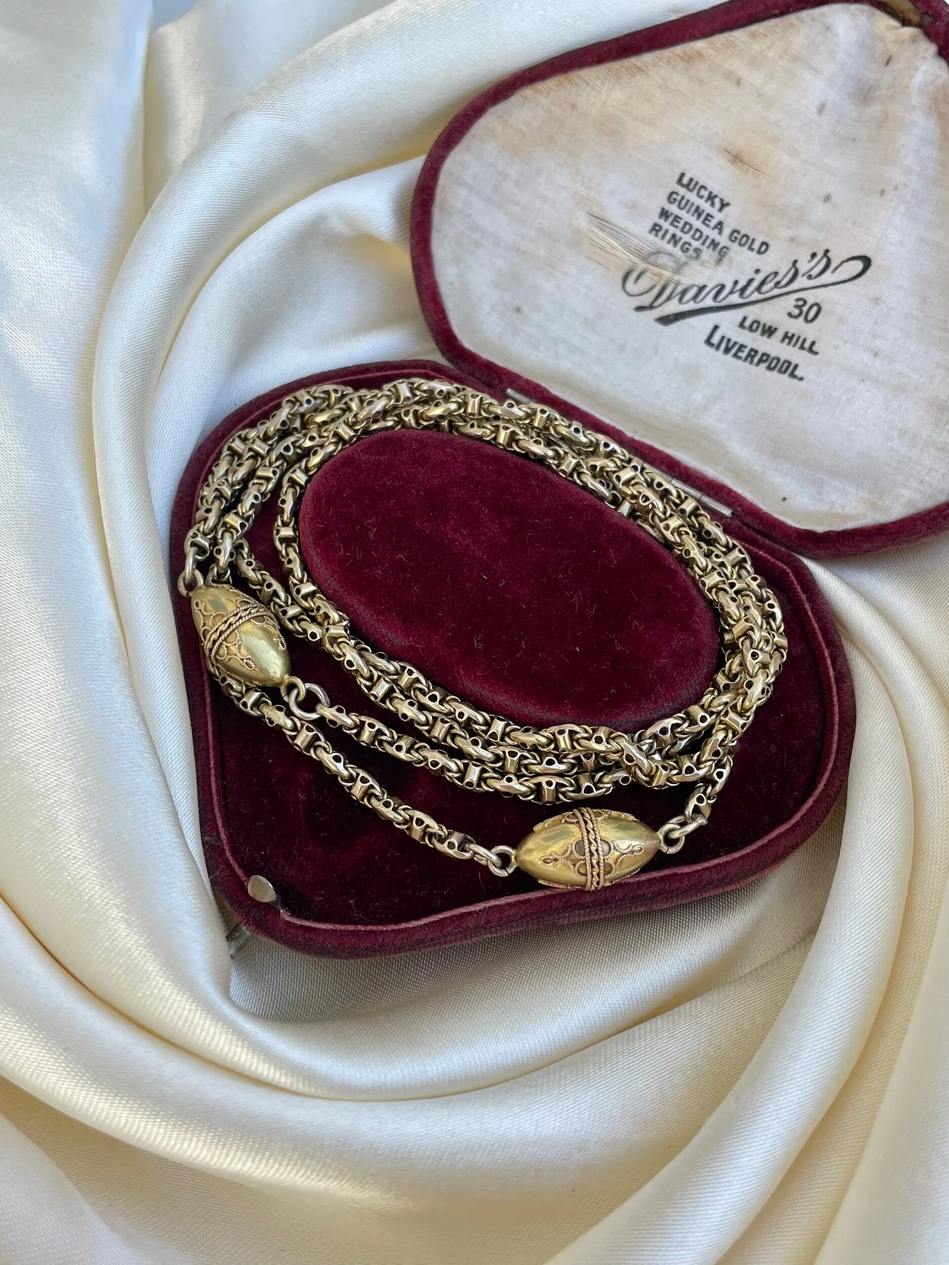 5AAA2BBE-556D-4C1F-8234-E7AB3ECDC952