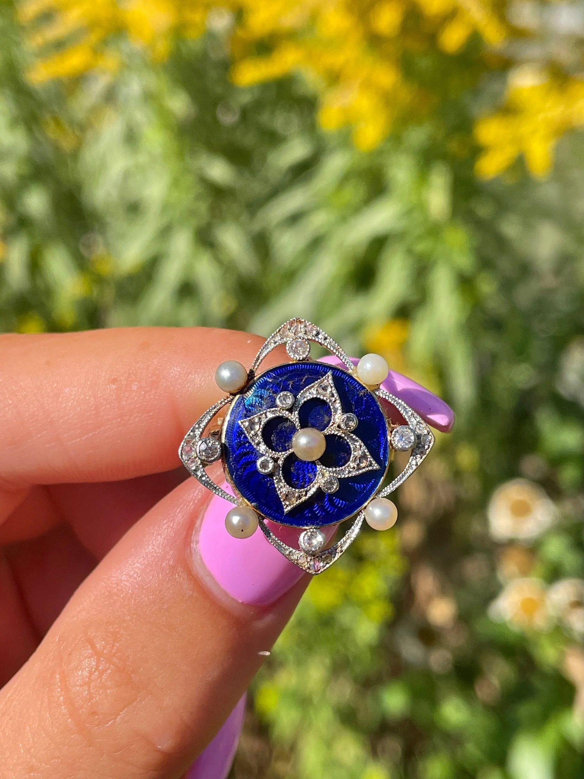 18DDBC13-EDD7-4DDC-9B36-1431CF65D536