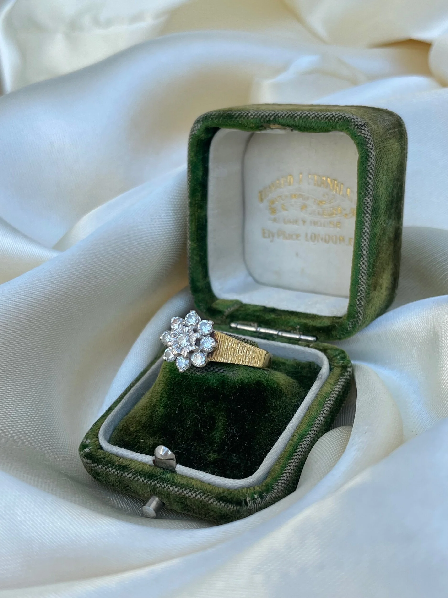 B4CDE746-455B-433B-B0E6-952D58B91AD0