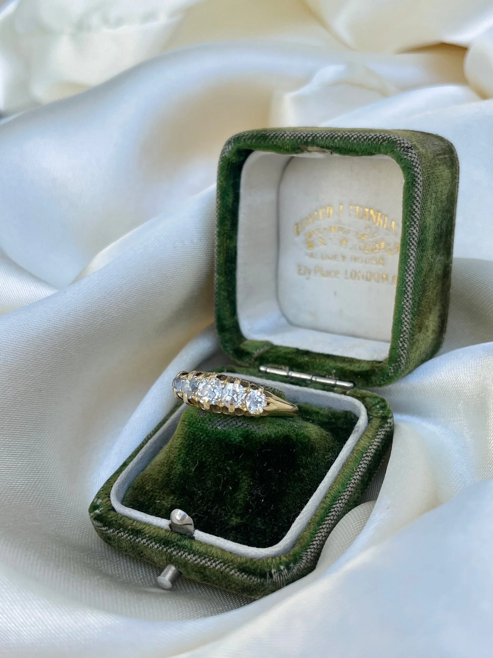 3E9386AB-A6FB-4D22-A703-E3F00E892770