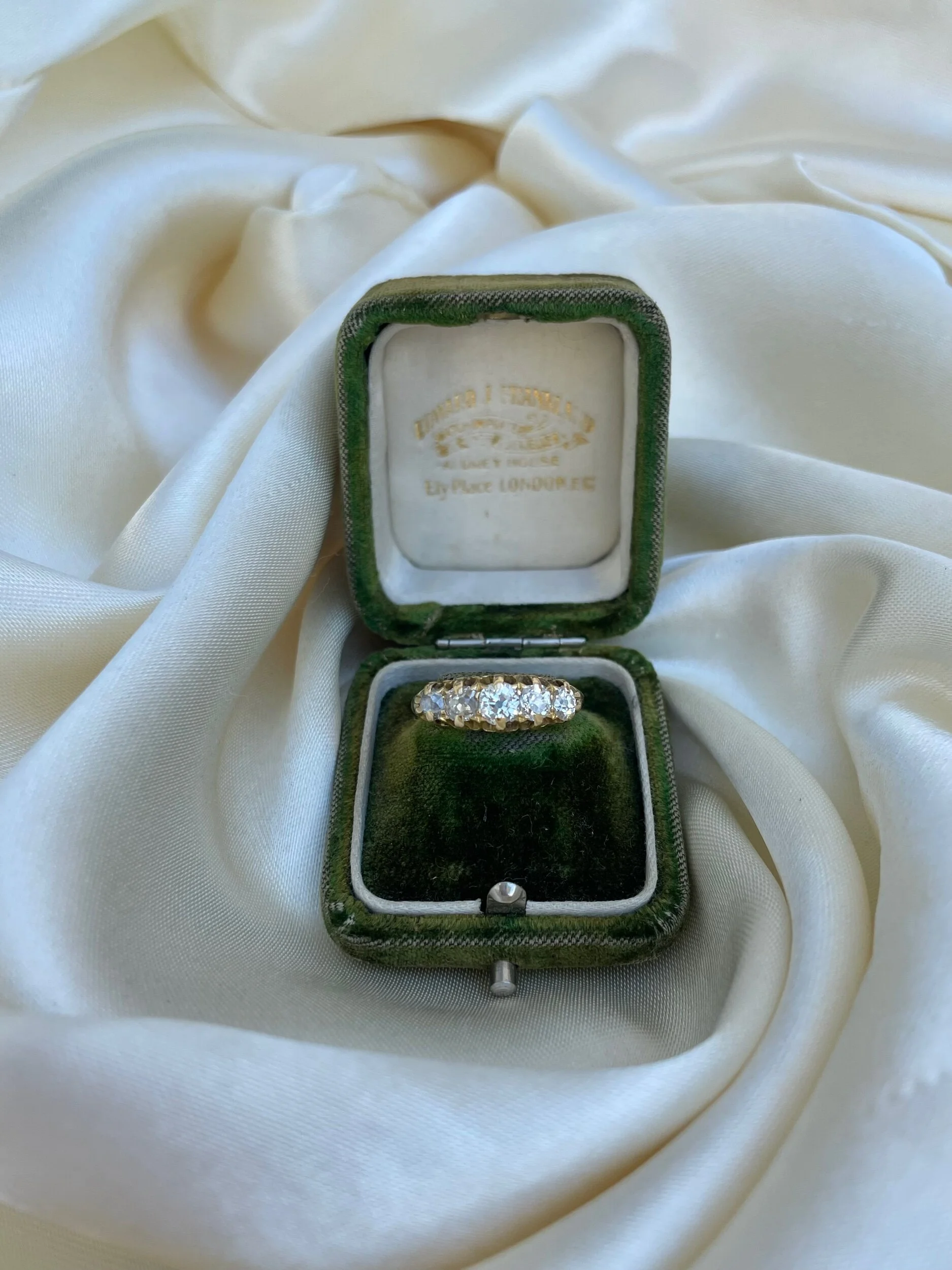 E4DA5B92-38A6-4CE6-A6F1-6F61AF84AB4D