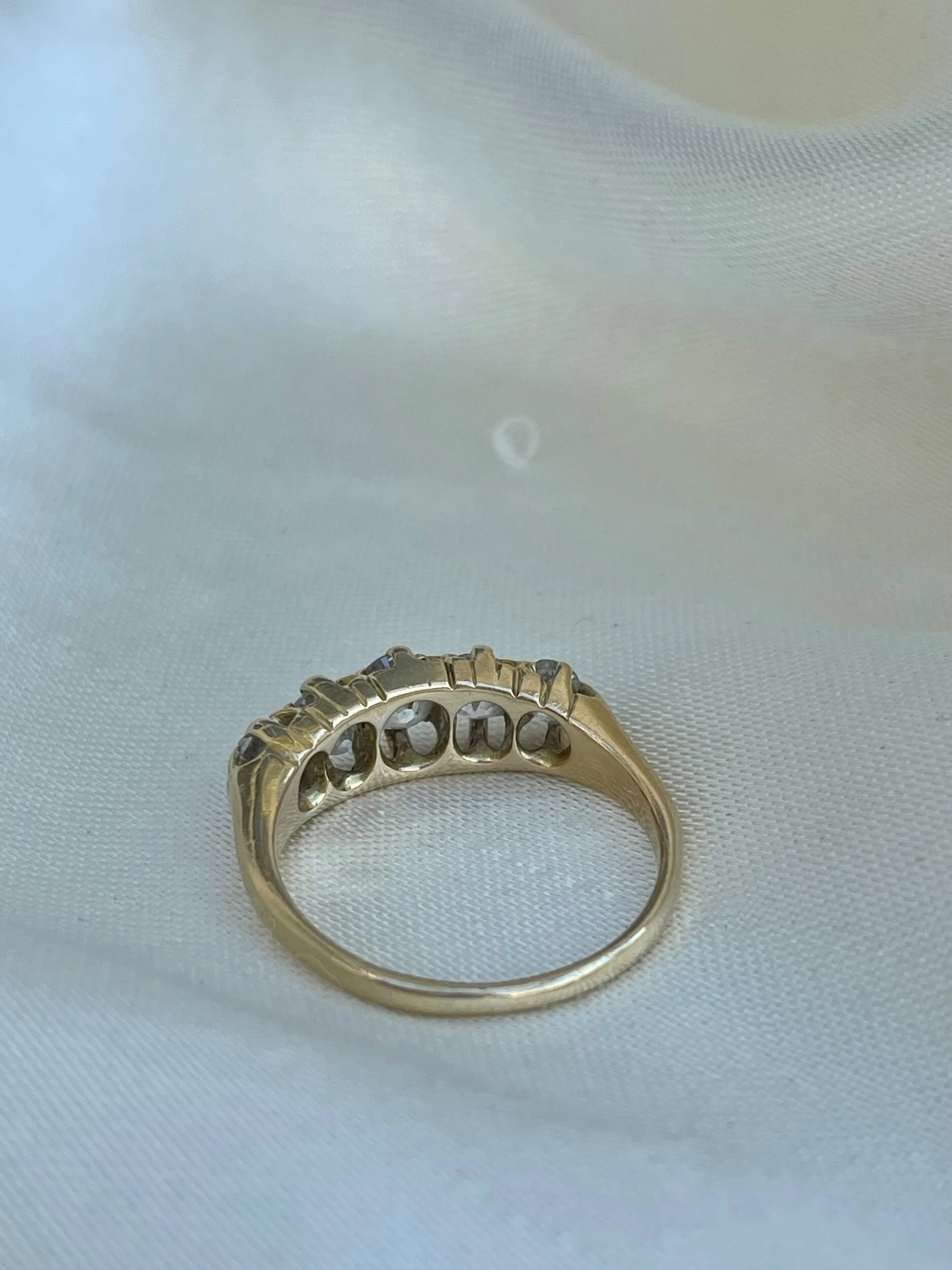 49E2DF1D-B076-480B-AF3A-2A181BFCED9C