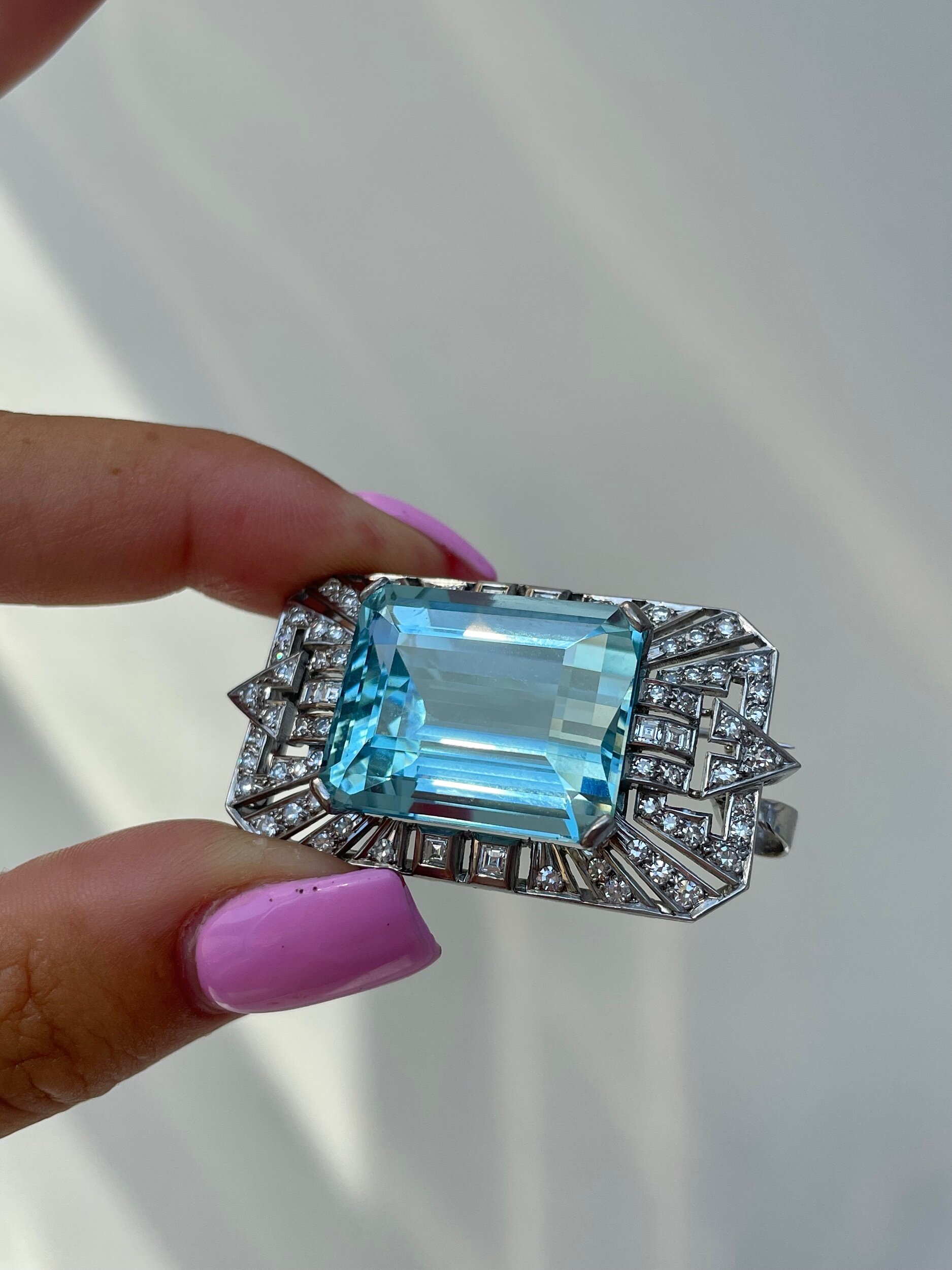 AA91E792-56B8-4CC3-8225-85987537B70A