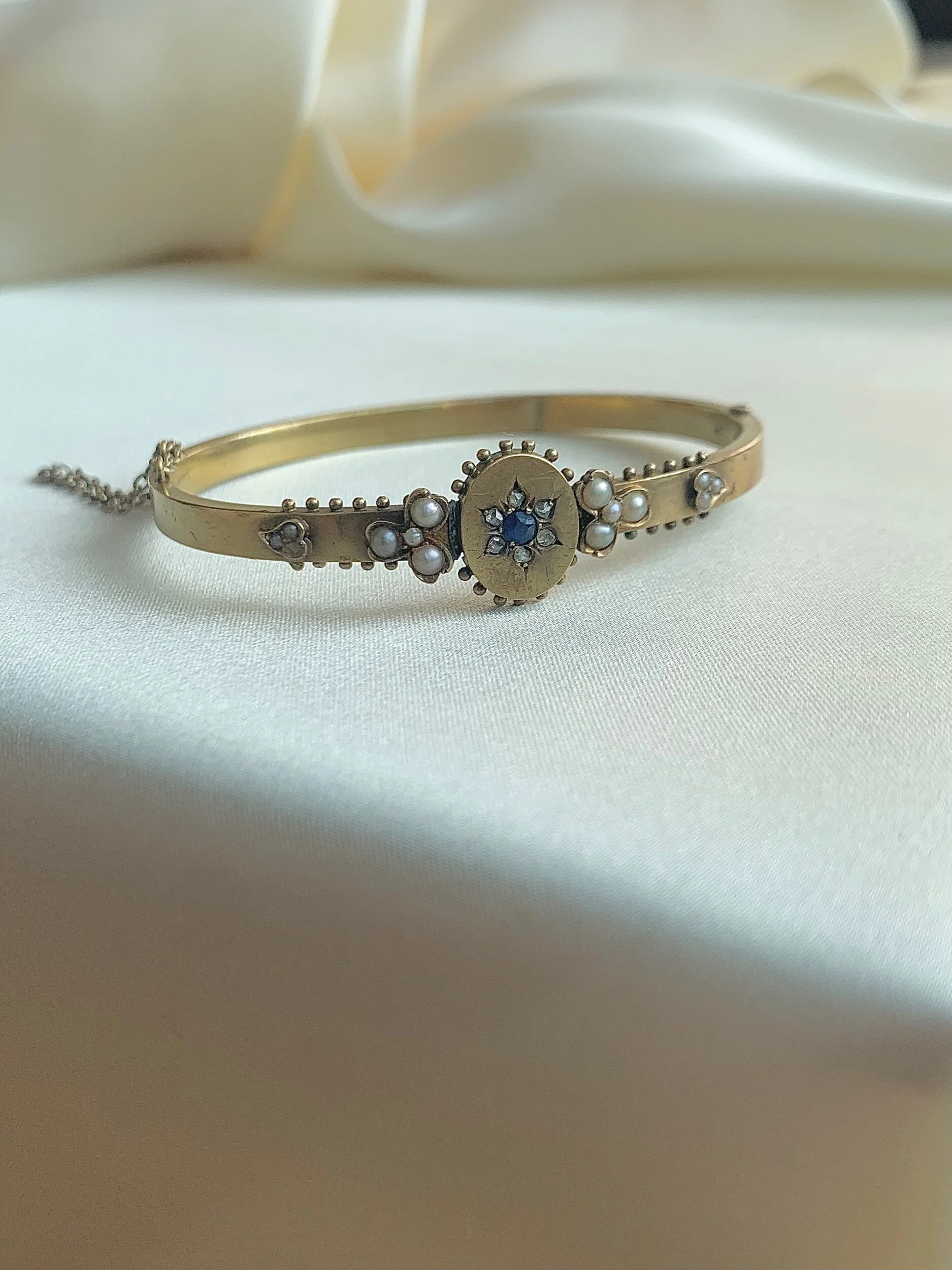 5F869E96-F7B9-4394-AB1B-3DA218E8FC7E