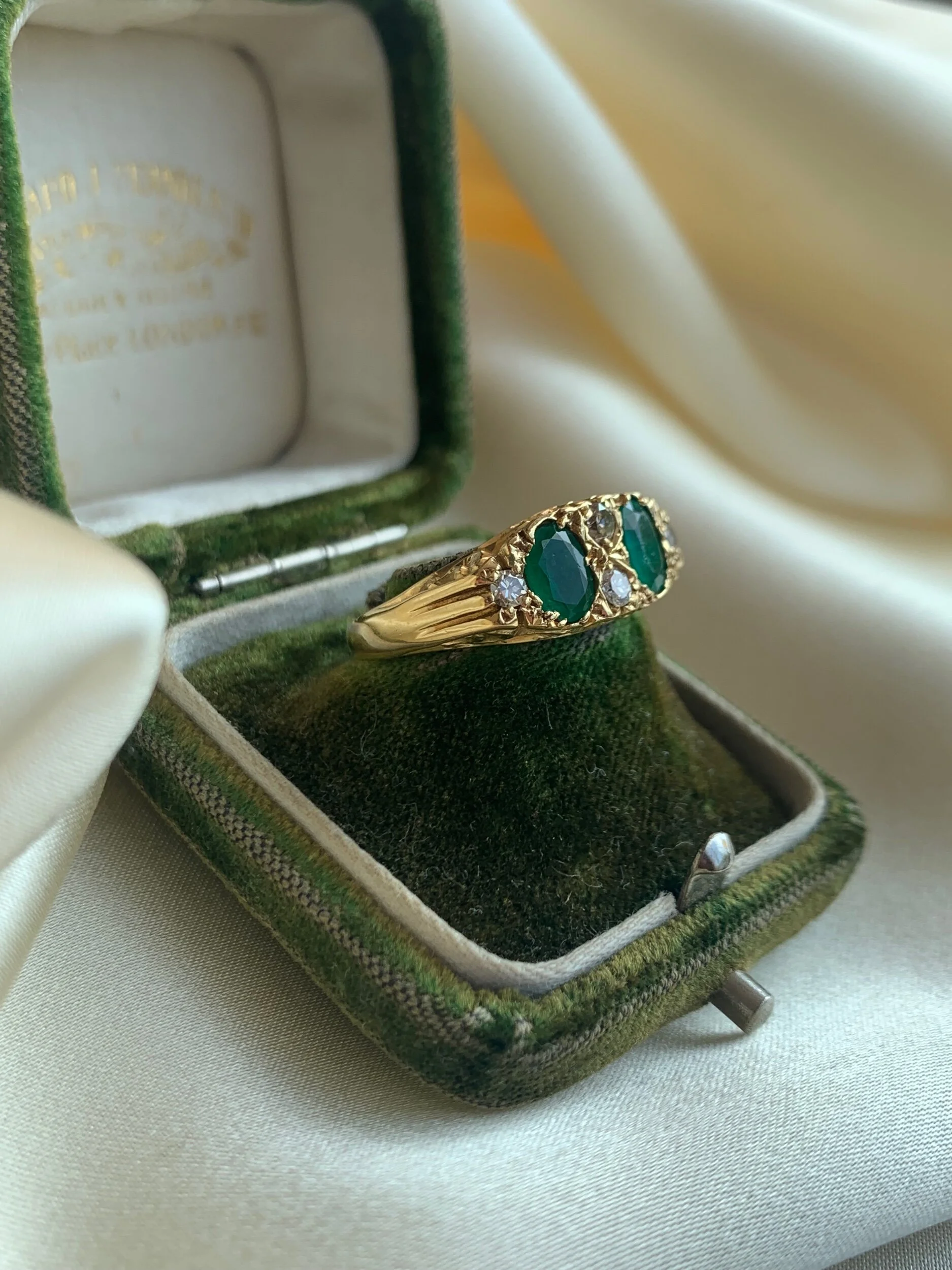 C1CFB696-B4FB-4C2A-9E65-CBF65C37DF24