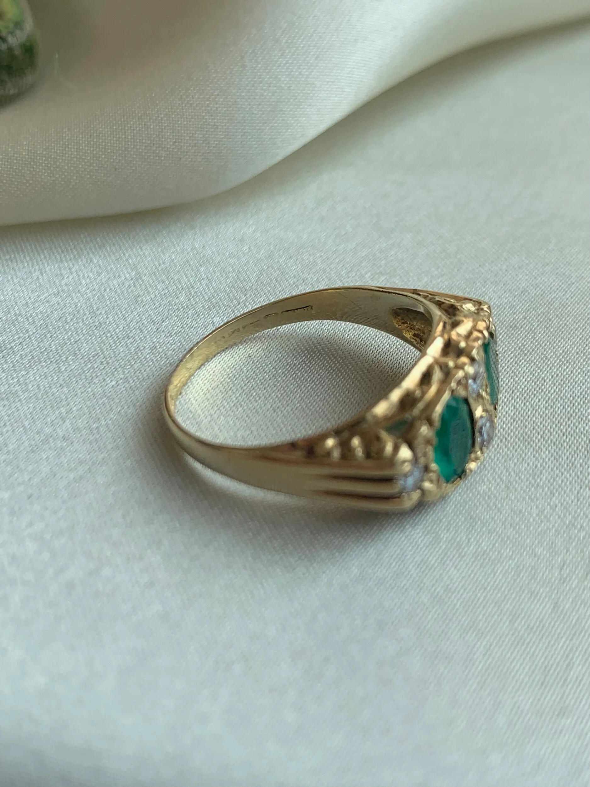 5BDB96A5-988F-4B81-80DD-DE112864F76C