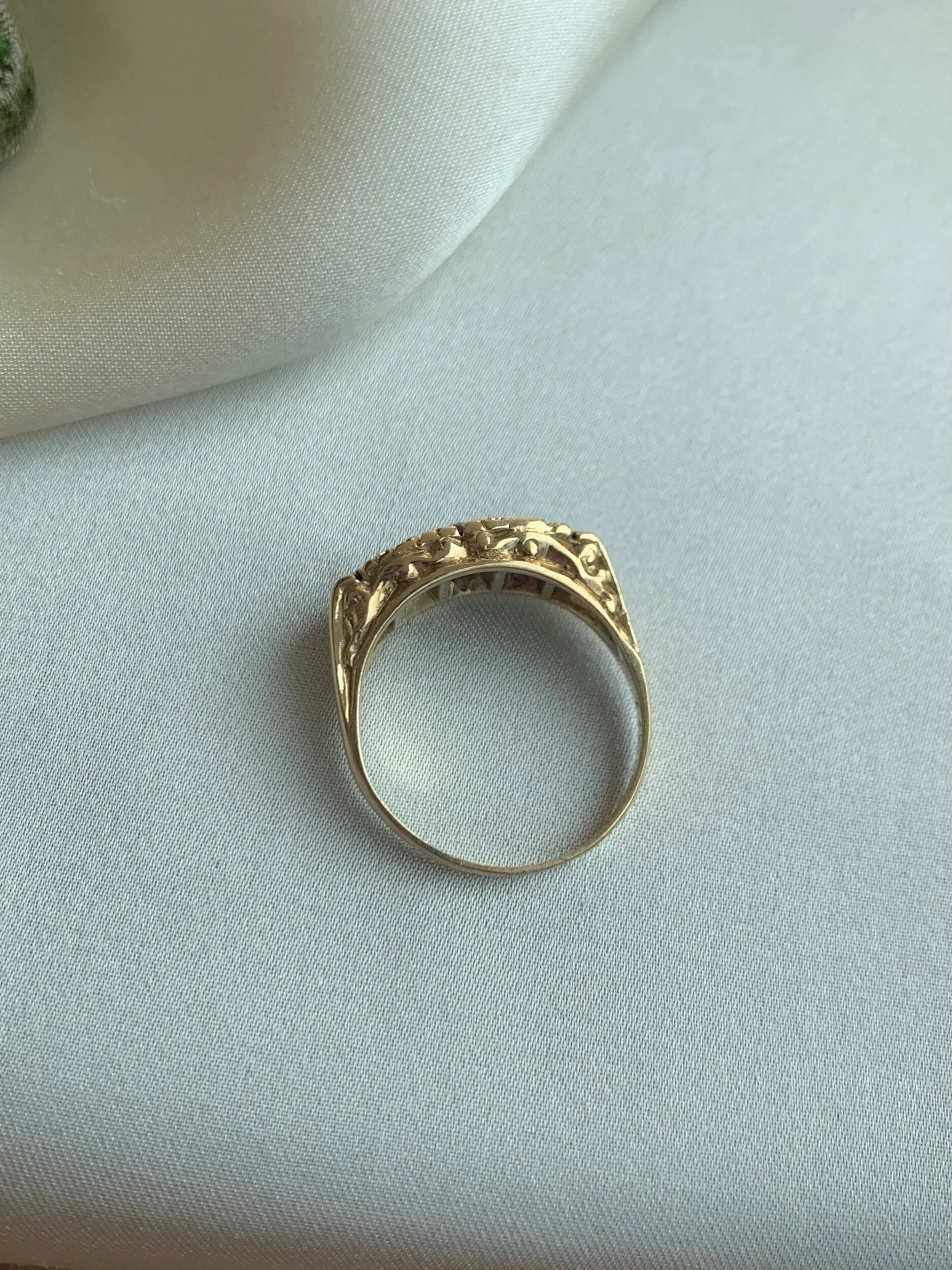 2C532756-912F-44BC-B14A-C5809E150DD7