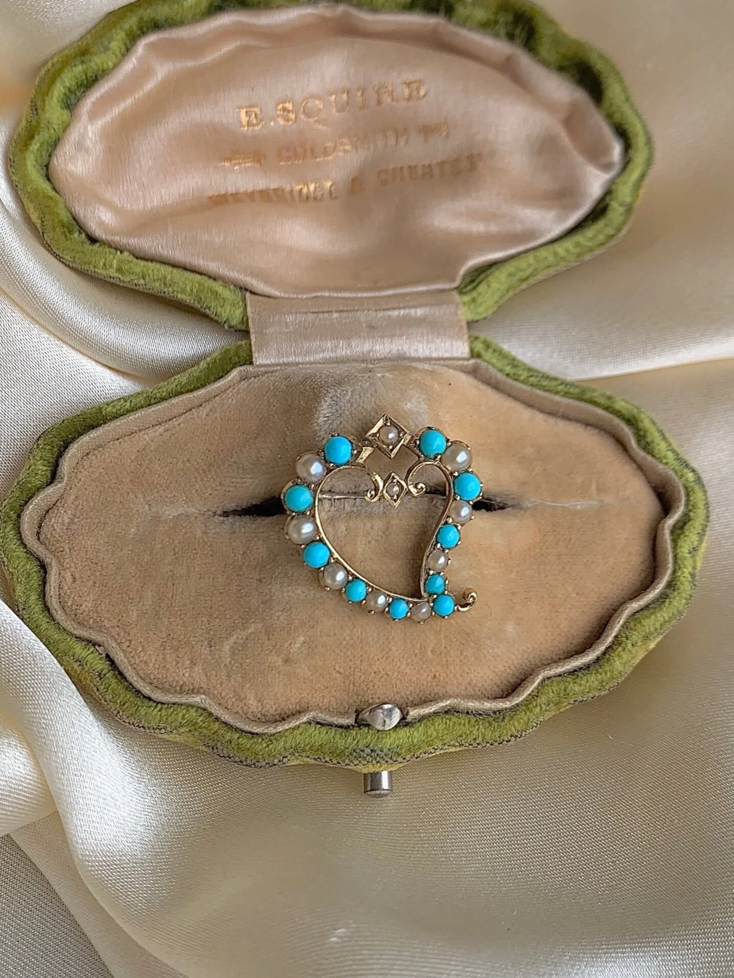 D9D809F0-B336-4587-8B17-D426B61D1D32