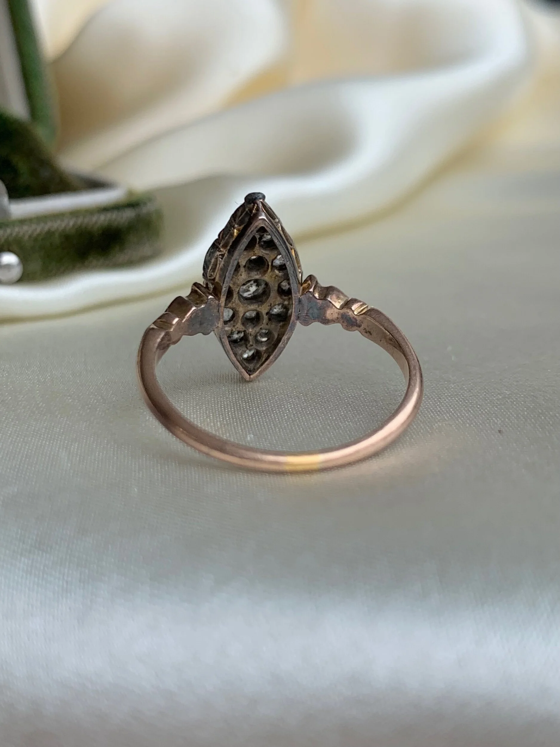 7B24E34C-EF69-4351-8D65-905B8BD6C8D2