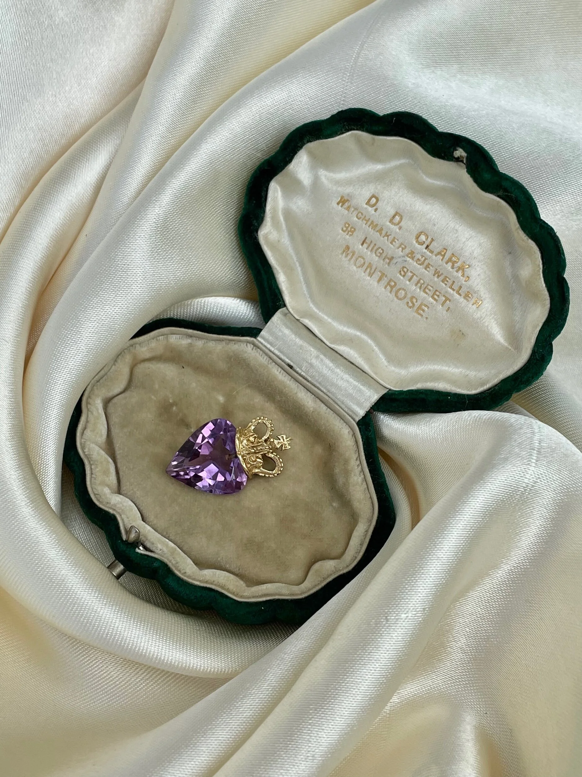 72107EAA-13FB-45E9-83C5-2DBA6D634748