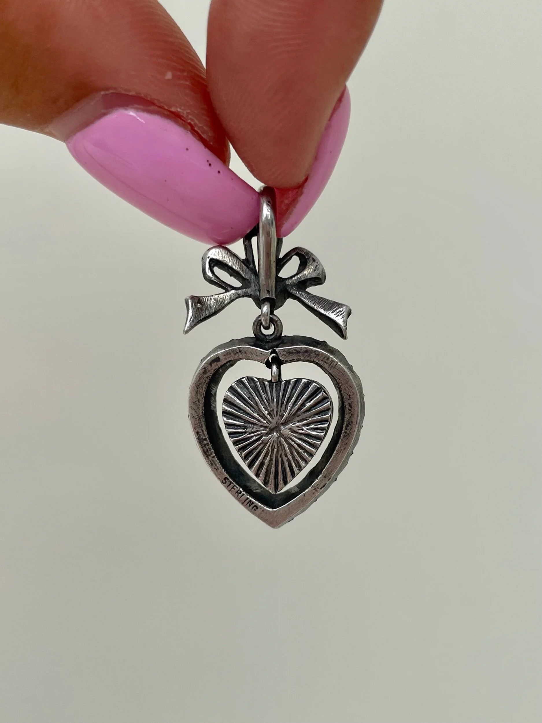 E8095D30-4905-4267-8B71-CD0A0BEEEAB5