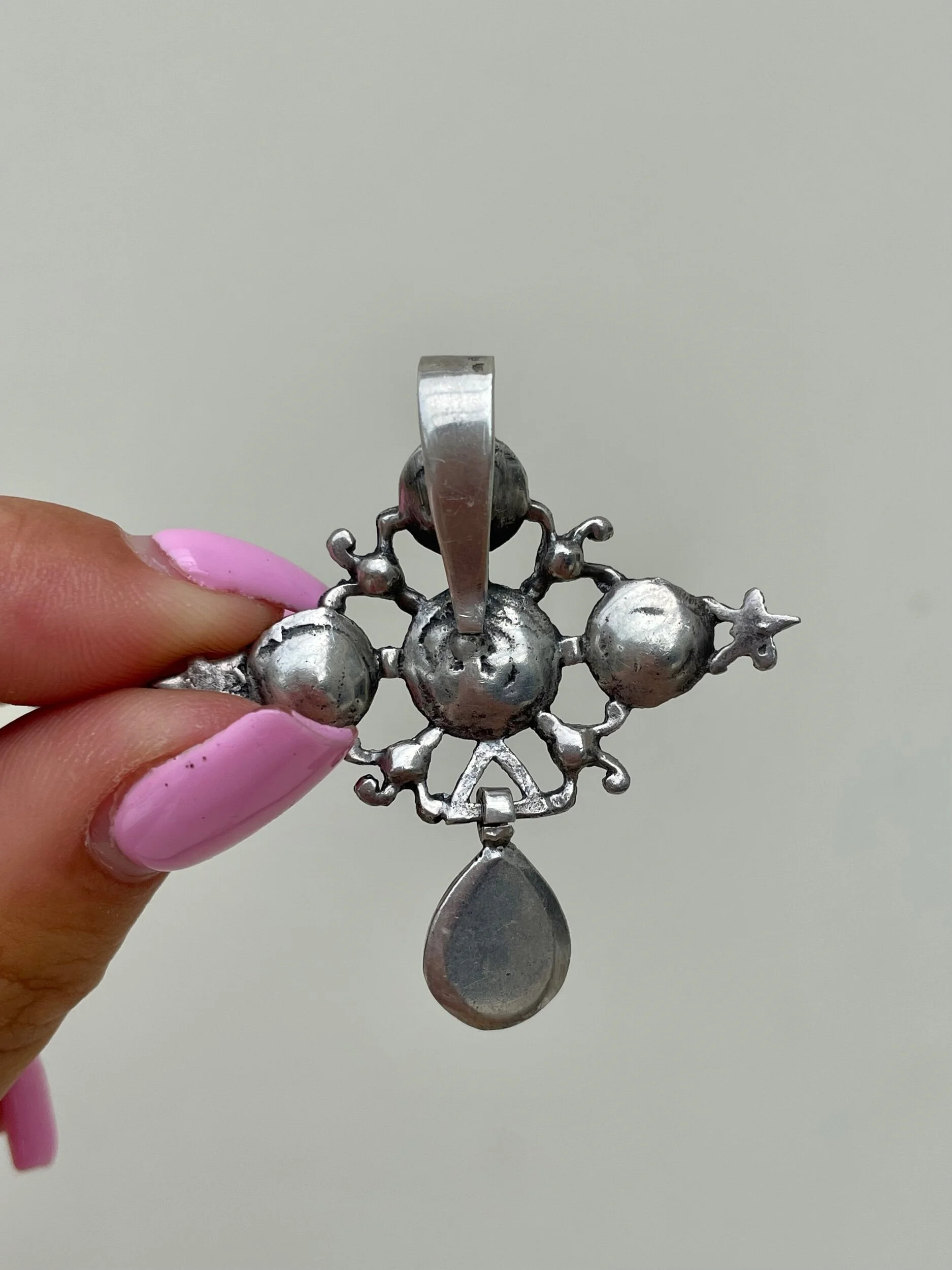 F2645B2E-2FE3-415F-B9B2-E31A6AE9989E