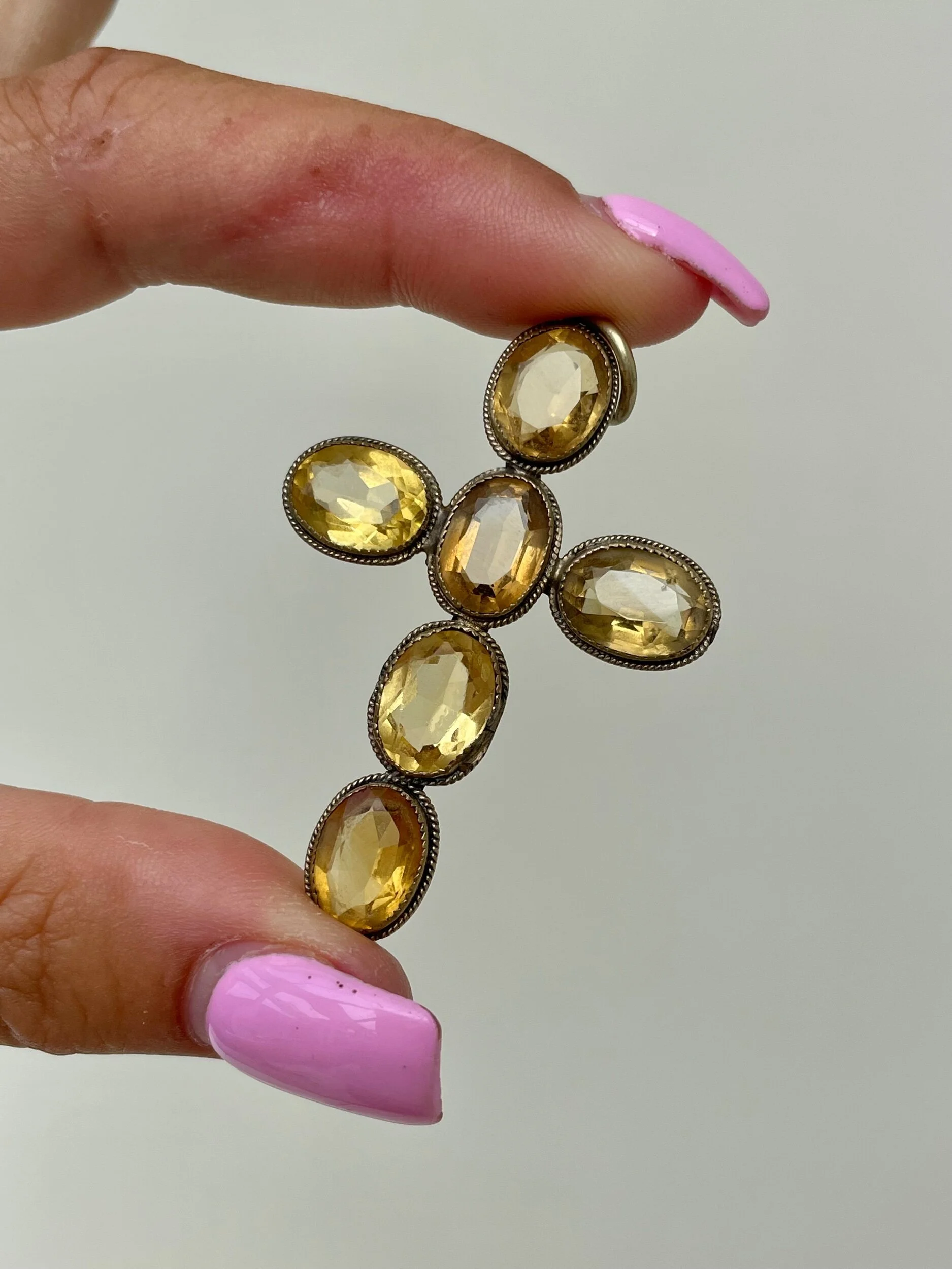 5AC5AAAF-AA39-49B2-AAC3-57F2ED45DD3D