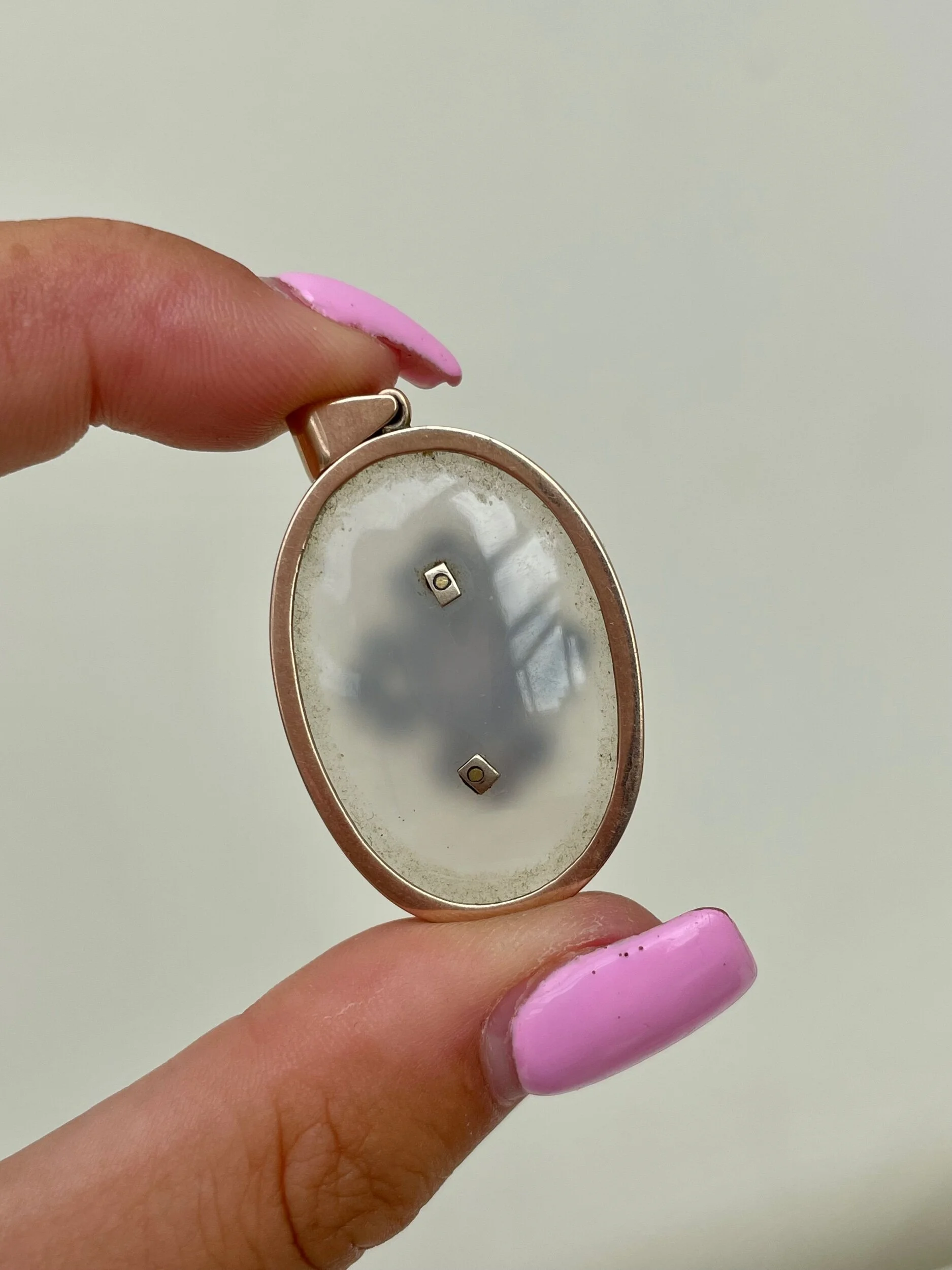 E39E0B84-4208-4597-B688-CB61AB3A21A7