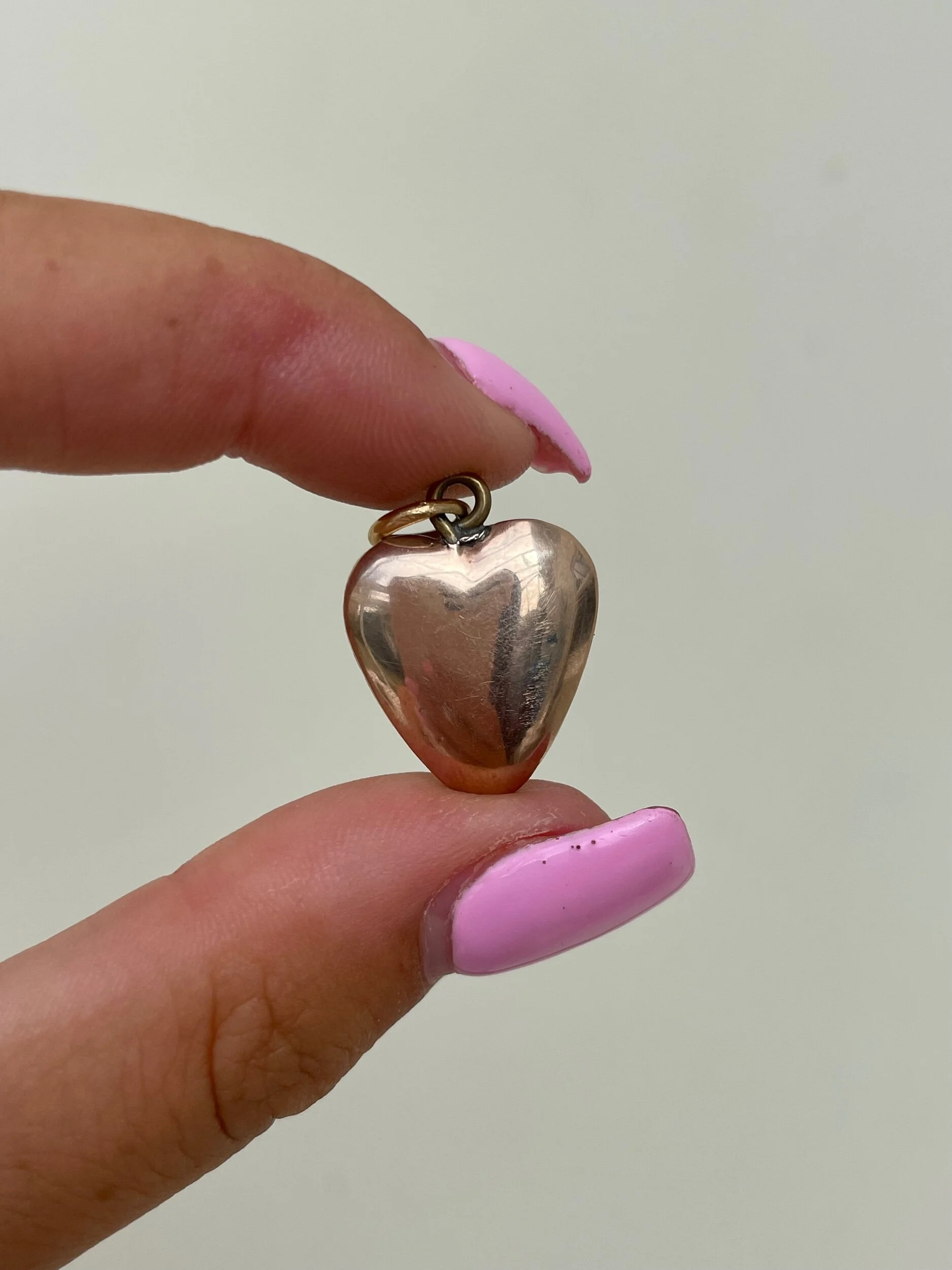 E20CE3F3-AC62-4E88-AD8B-9AB455DA1023