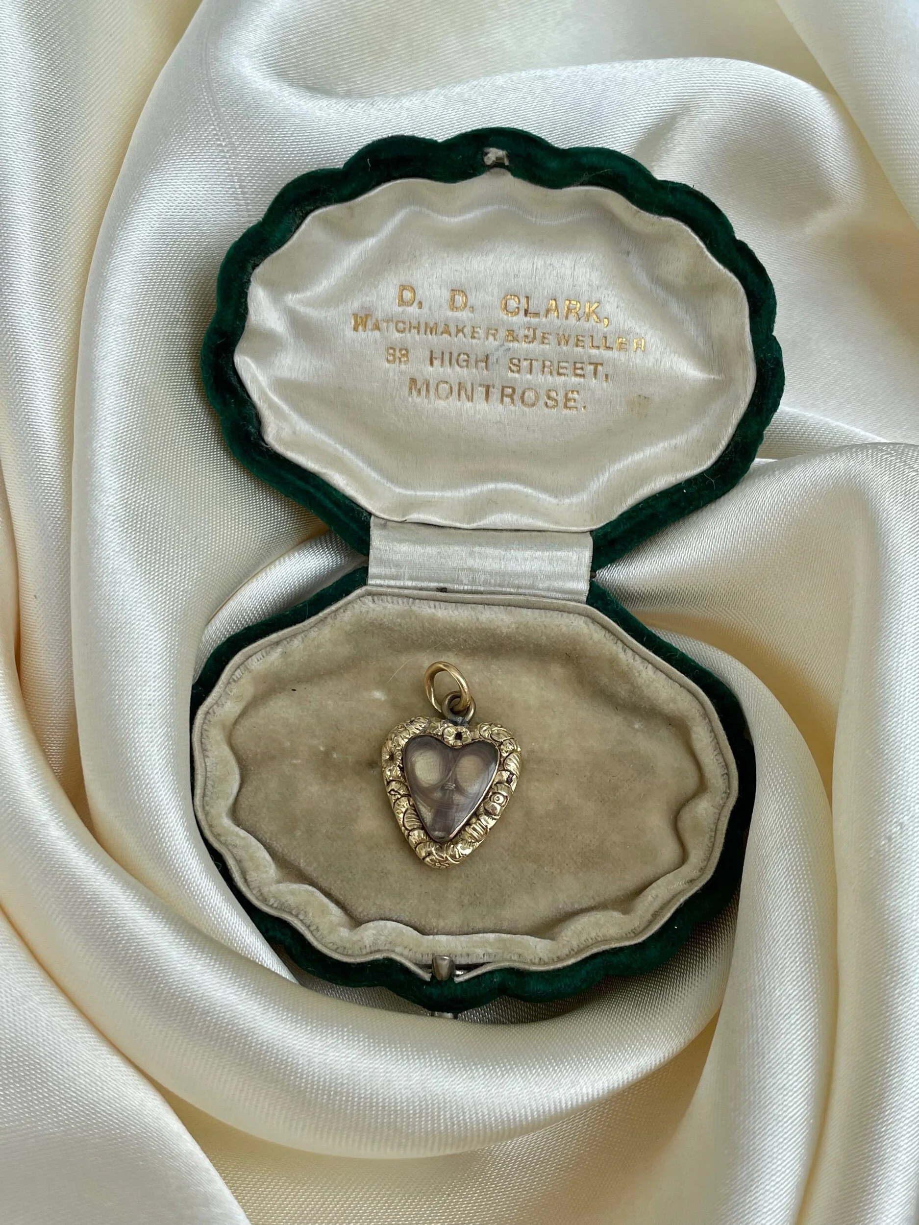 6313F821-2C99-4178-8993-F881EEFD4F31