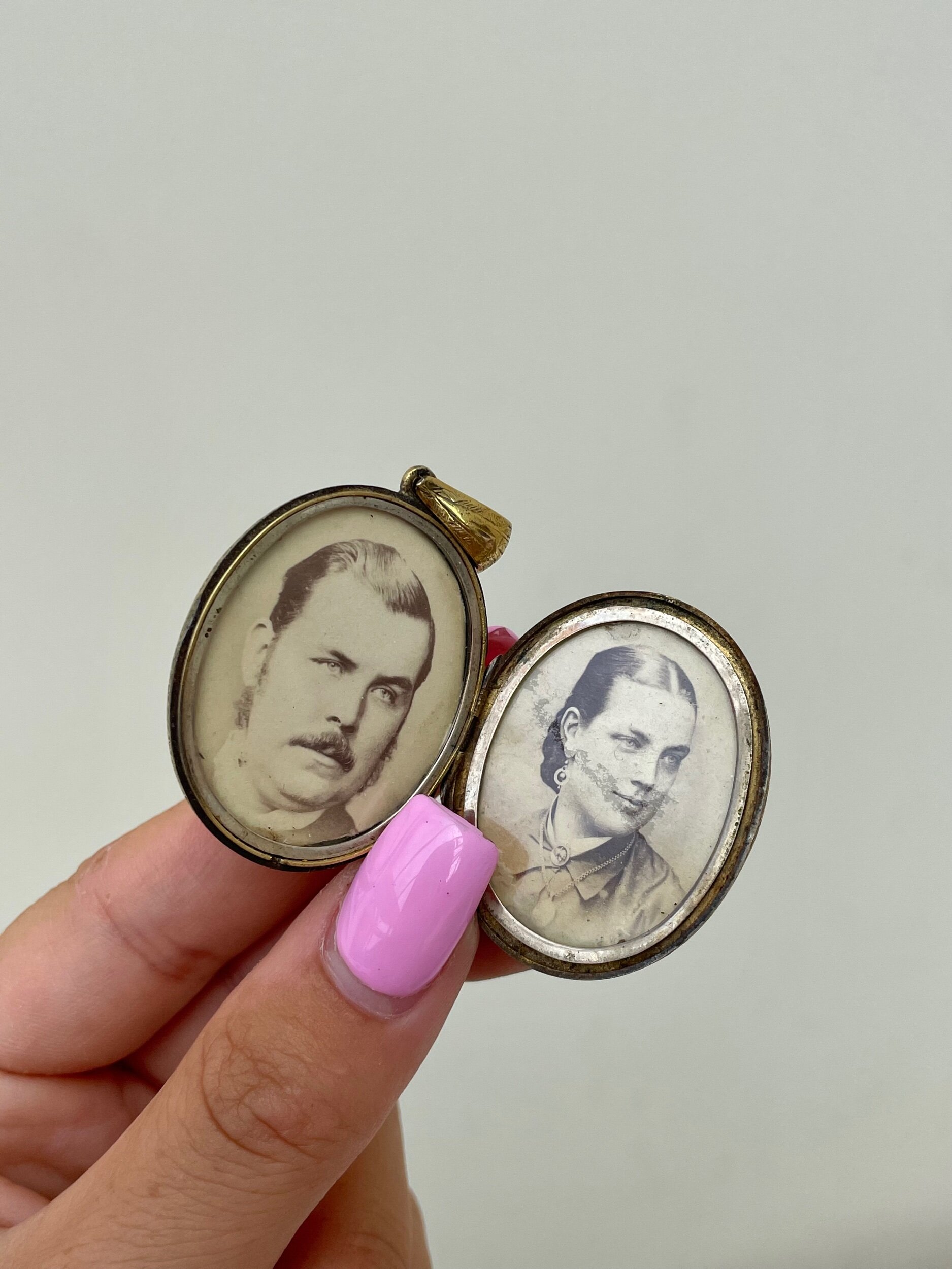 DAC4AC17-6D82-4914-8925-FDC473AC8758