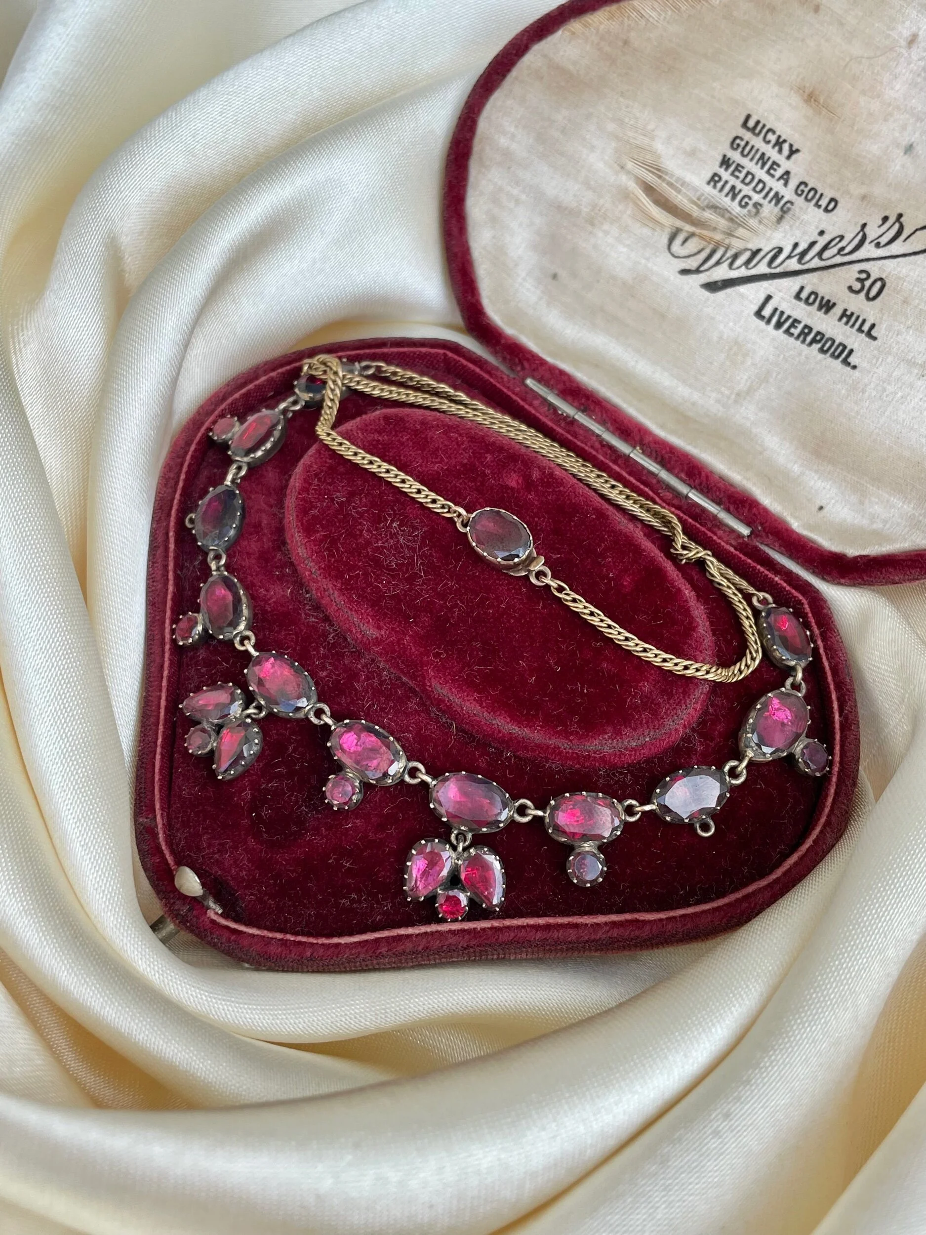 D2460ECF-4F8A-49F2-9A82-26F9F2079A3E