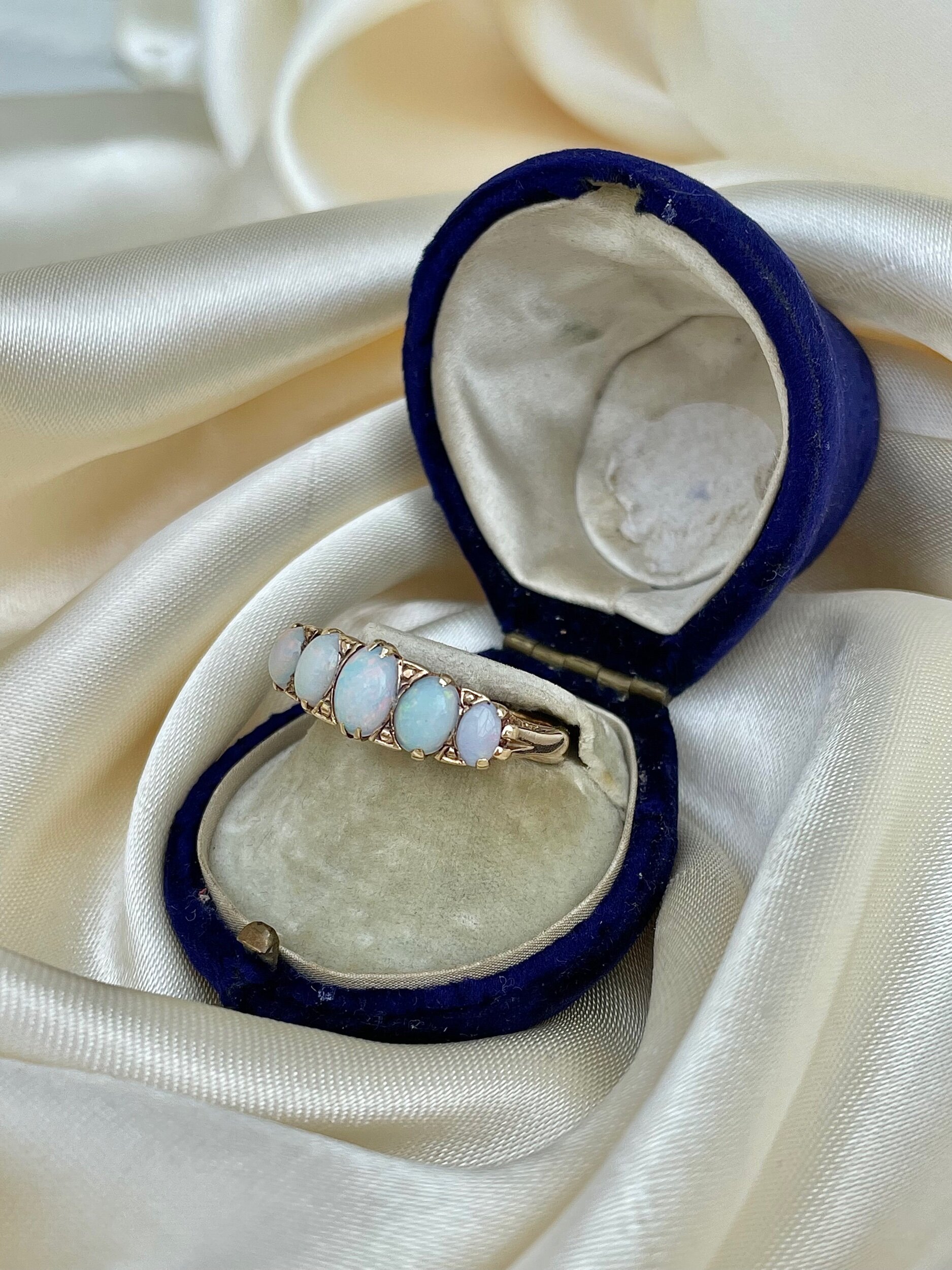 AA42D1F1-99A0-4295-A9ED-F7E6C463A91B