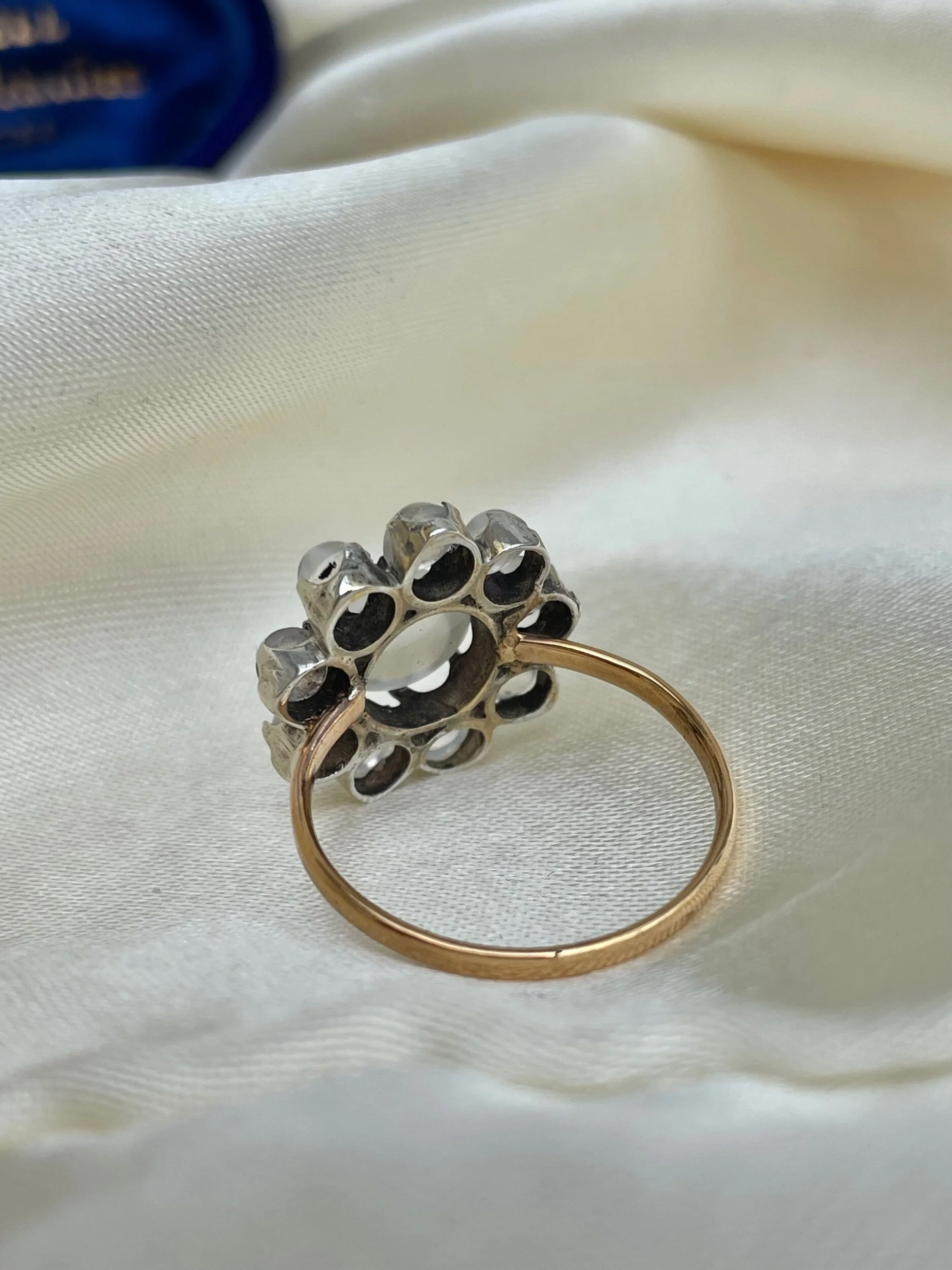 75212FF4-BB5A-41ED-8F58-9AA53571FB92