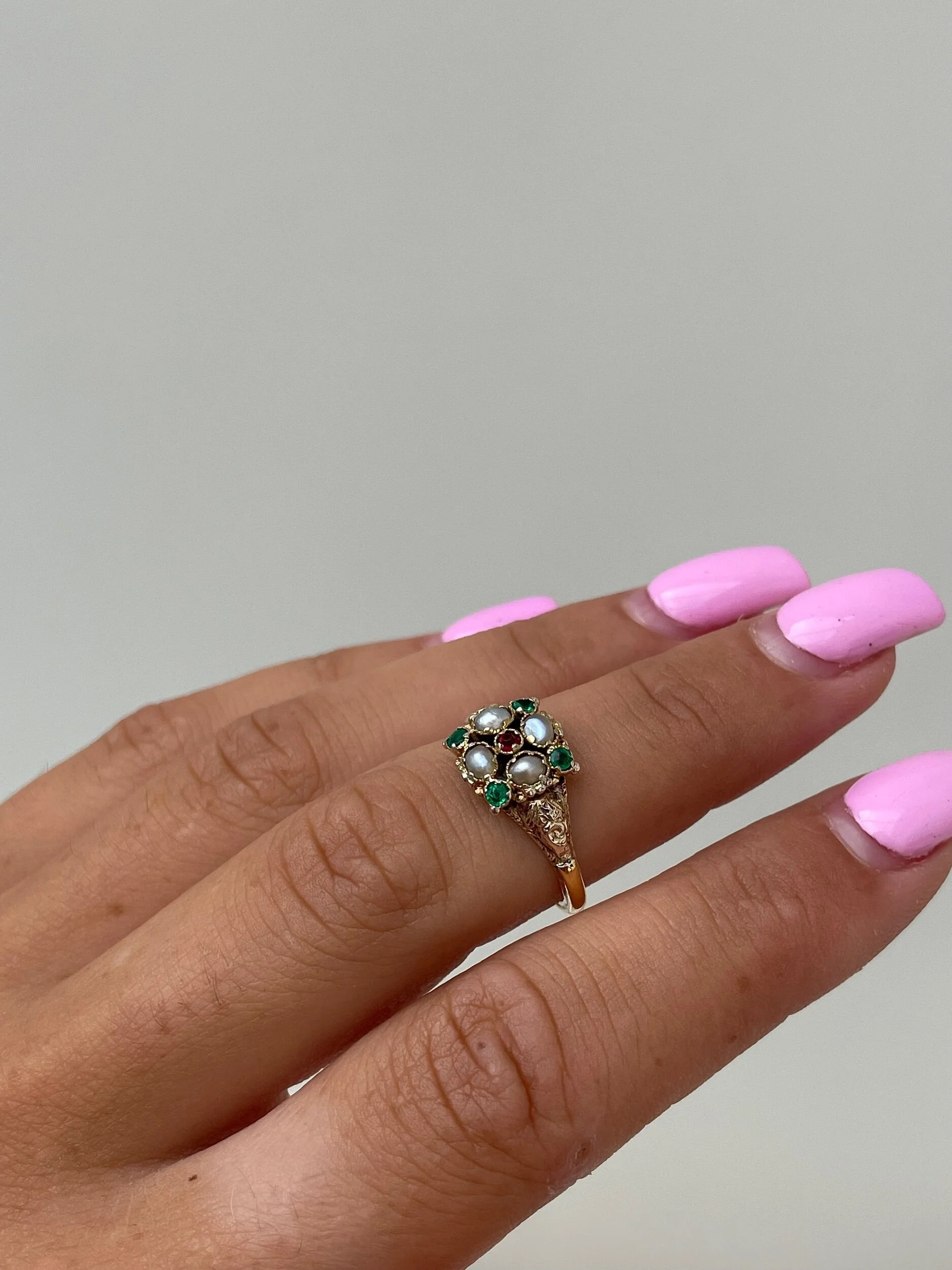 31F90F32-8F79-4A12-AA21-40A64F60E49D