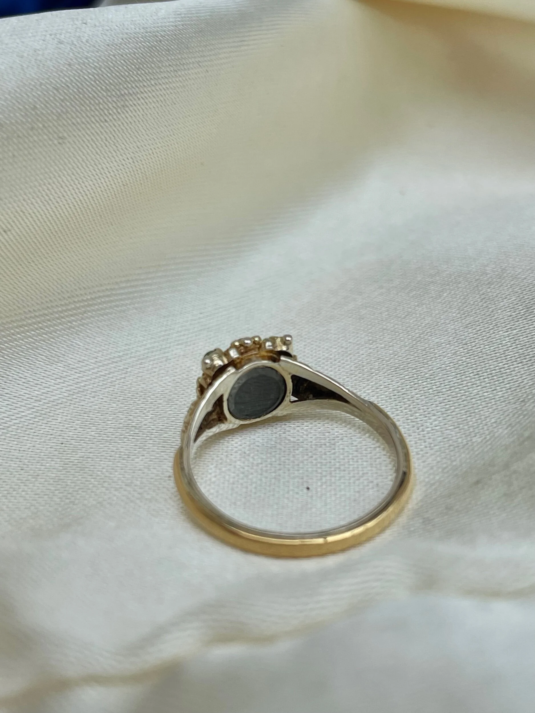 3FAC9F22-0883-4DE2-87F0-DEBA30AC8845