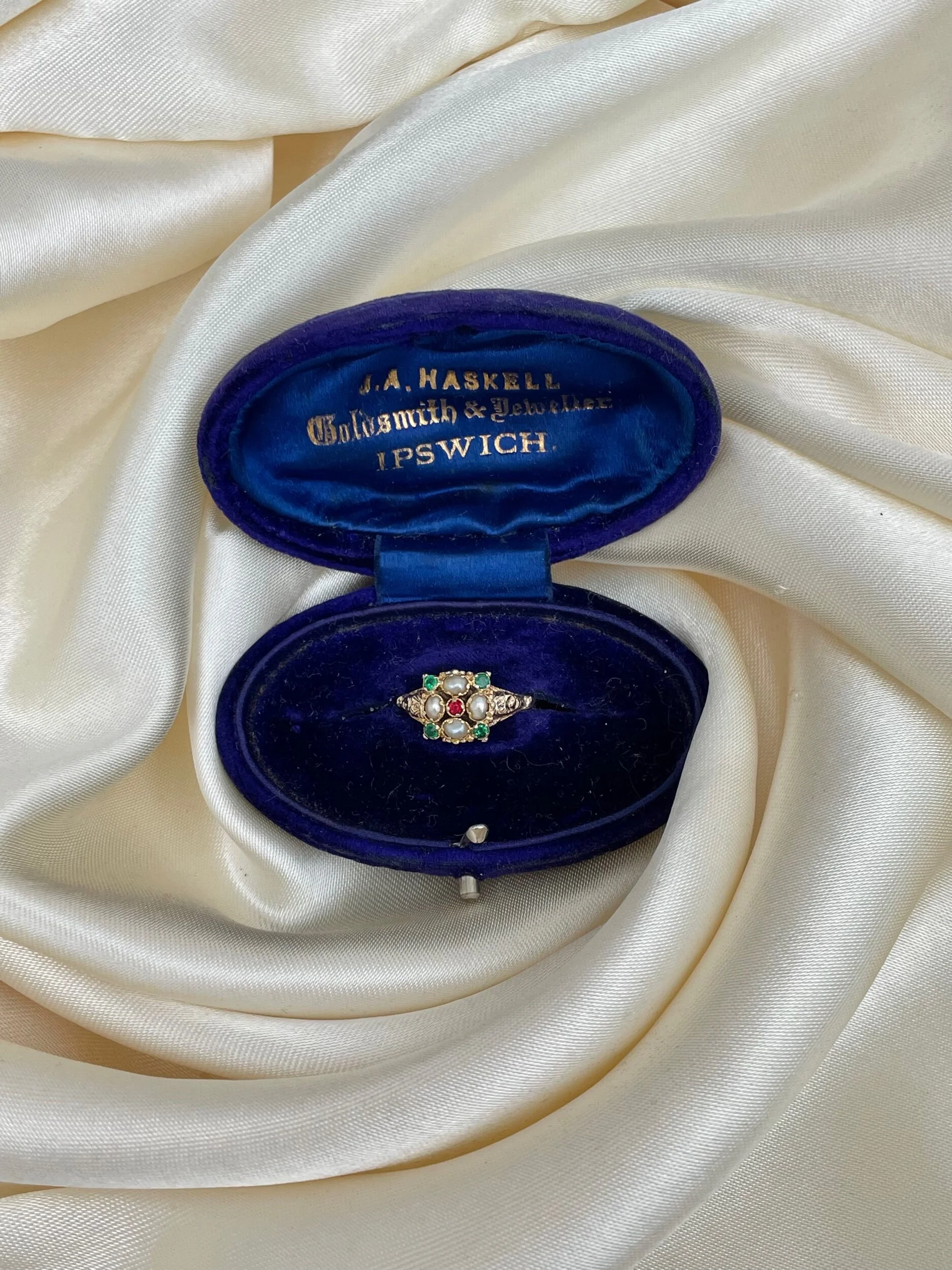 8B304B6C-4E3B-45DD-AB02-4FA6F67CBCD0