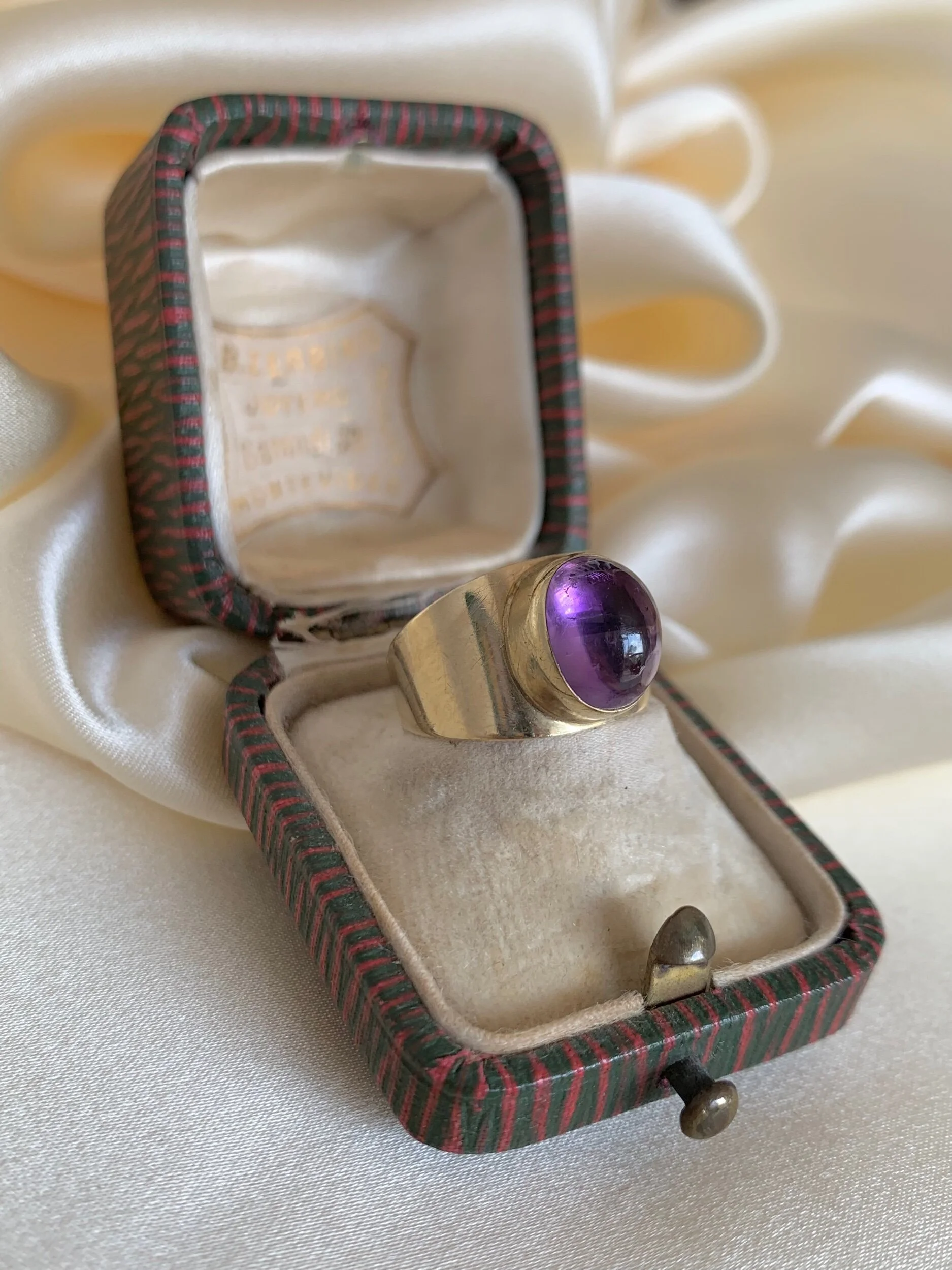 B9774E7F-8FF1-42B8-9450-6F7CB3B39337