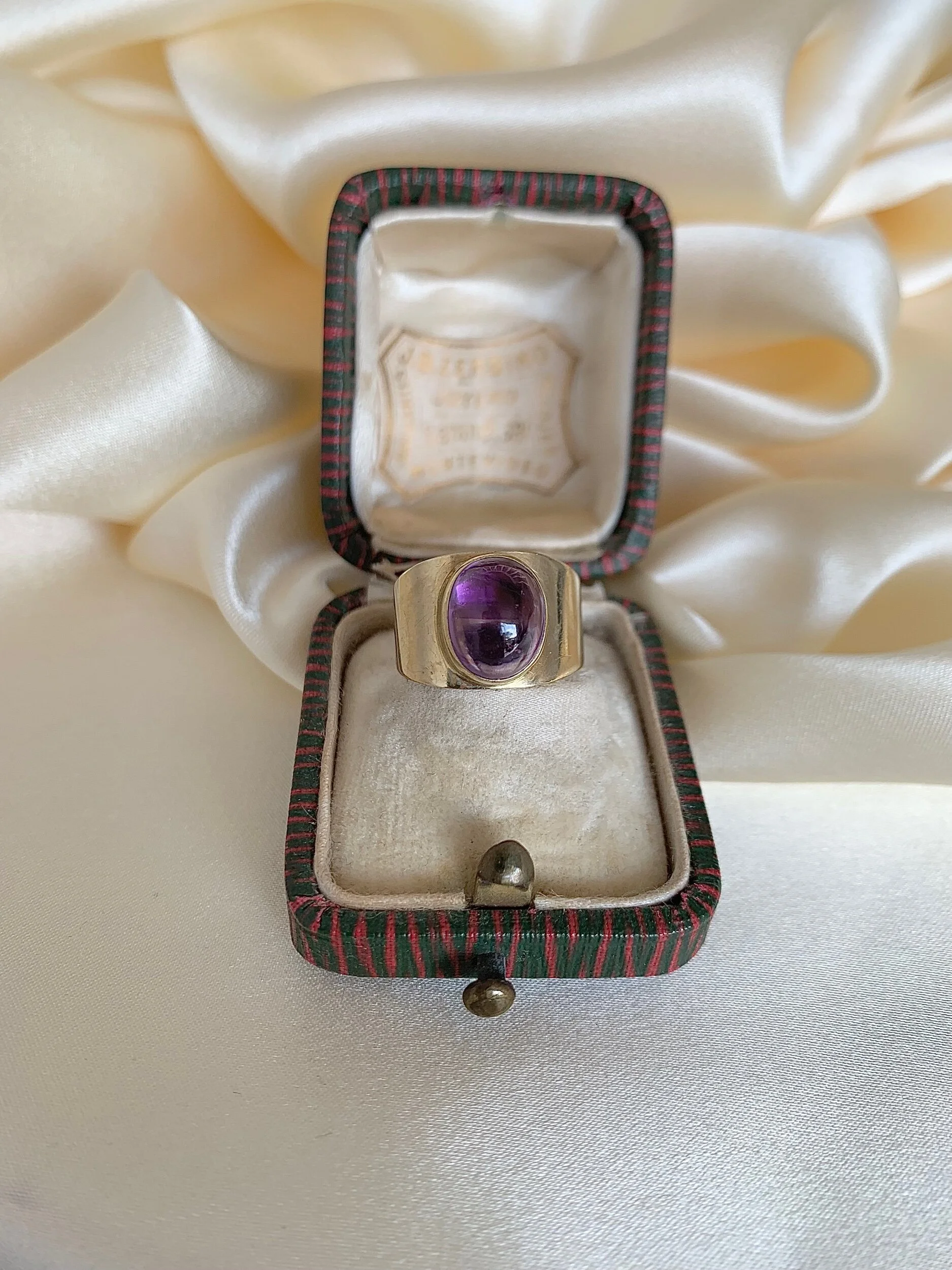 BE33B642-CA2C-41CD-89E0-2A7D60A1E7B9