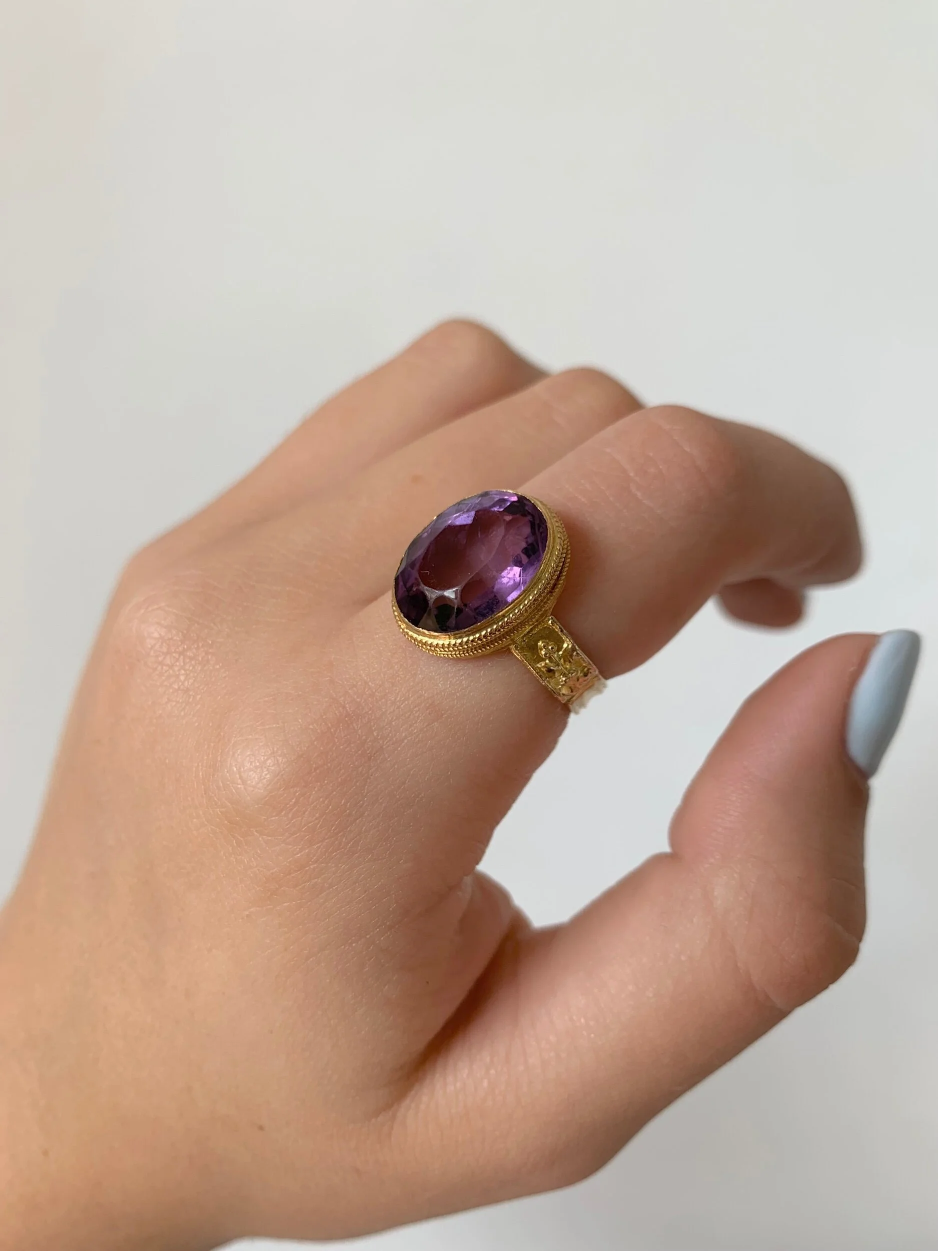 B4EBDAD2-4CF6-4998-B600-1AF74EE2BEC0