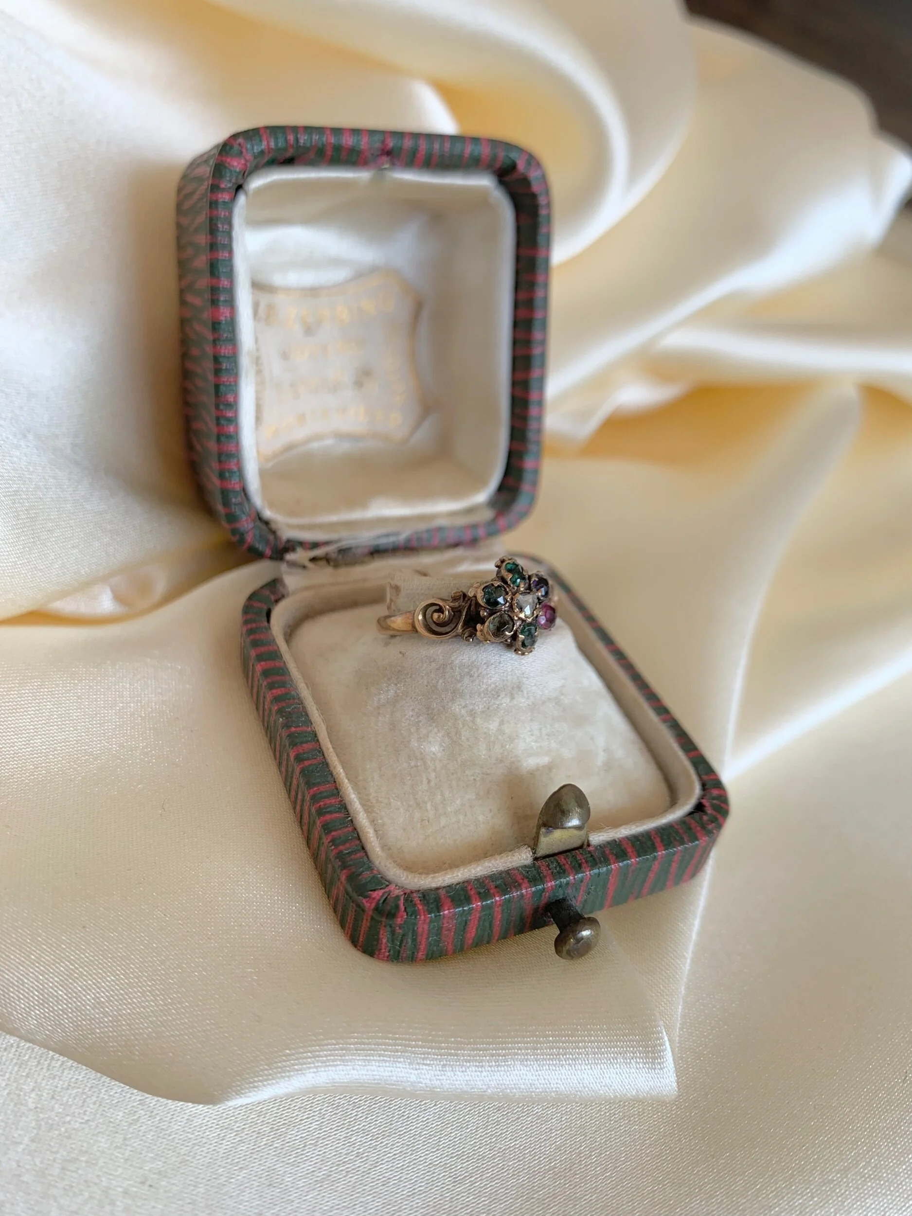 BABFD1EE-2103-450E-BD58-93F6108545A8