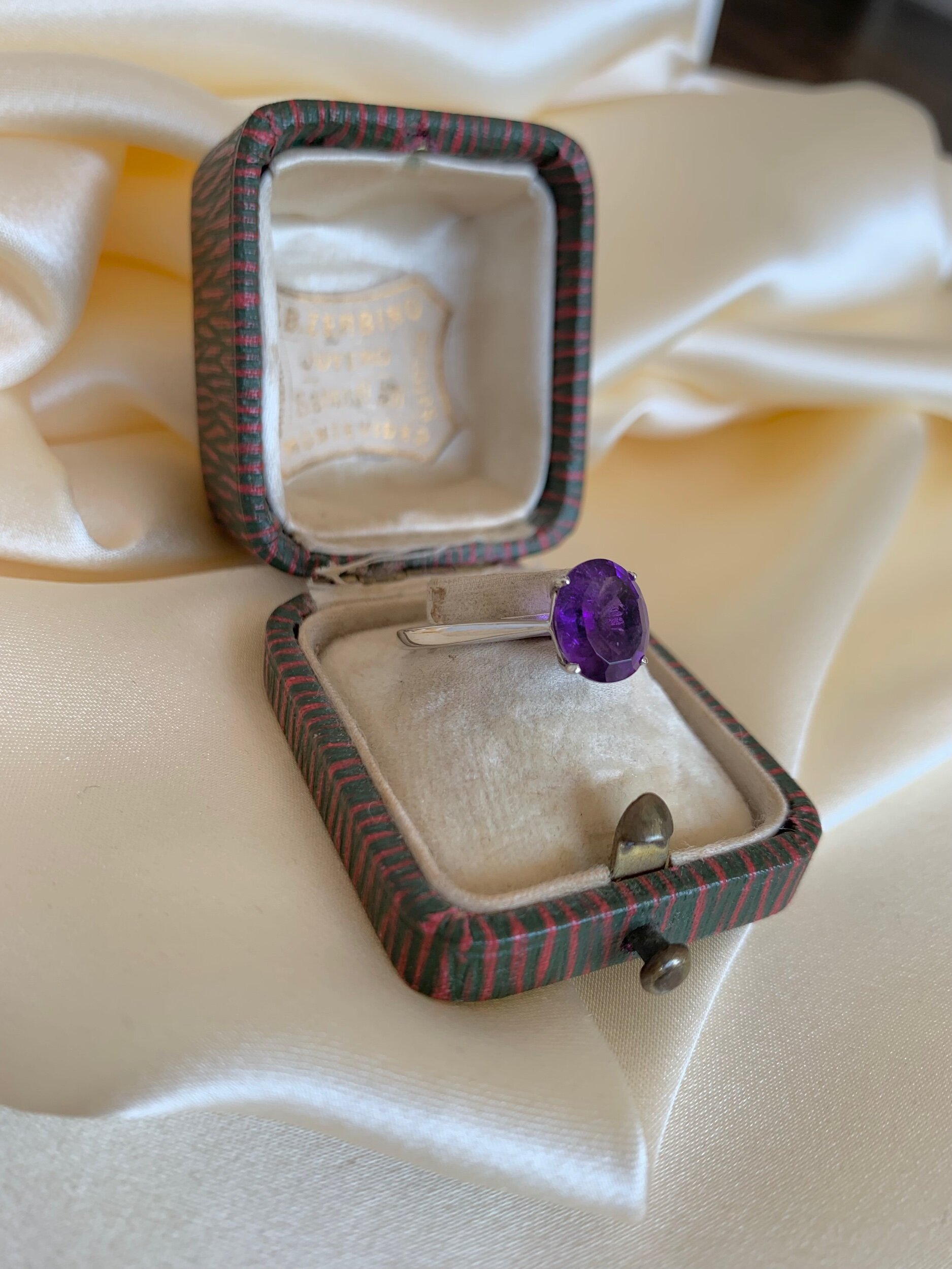 E5C0B300-3CA5-4613-86E4-9BA7D8902824