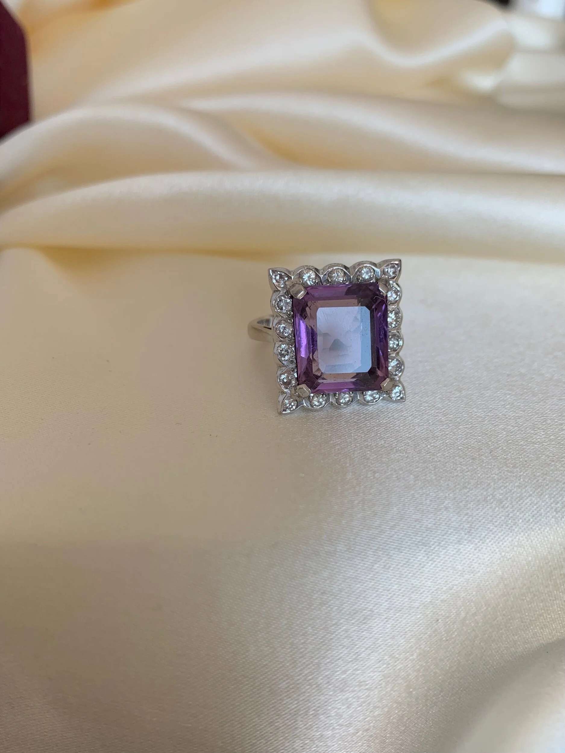 C94A7852-DD0F-4F09-AD54-A1147CBEFB84