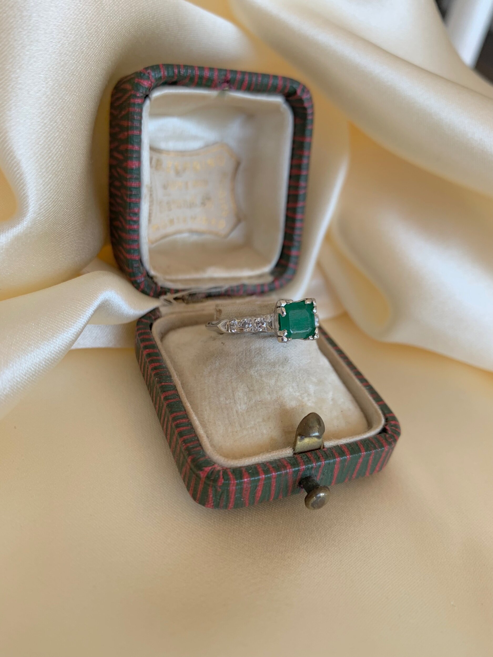 0A46774E-8AAC-4BB3-AF1E-45F9038A5809