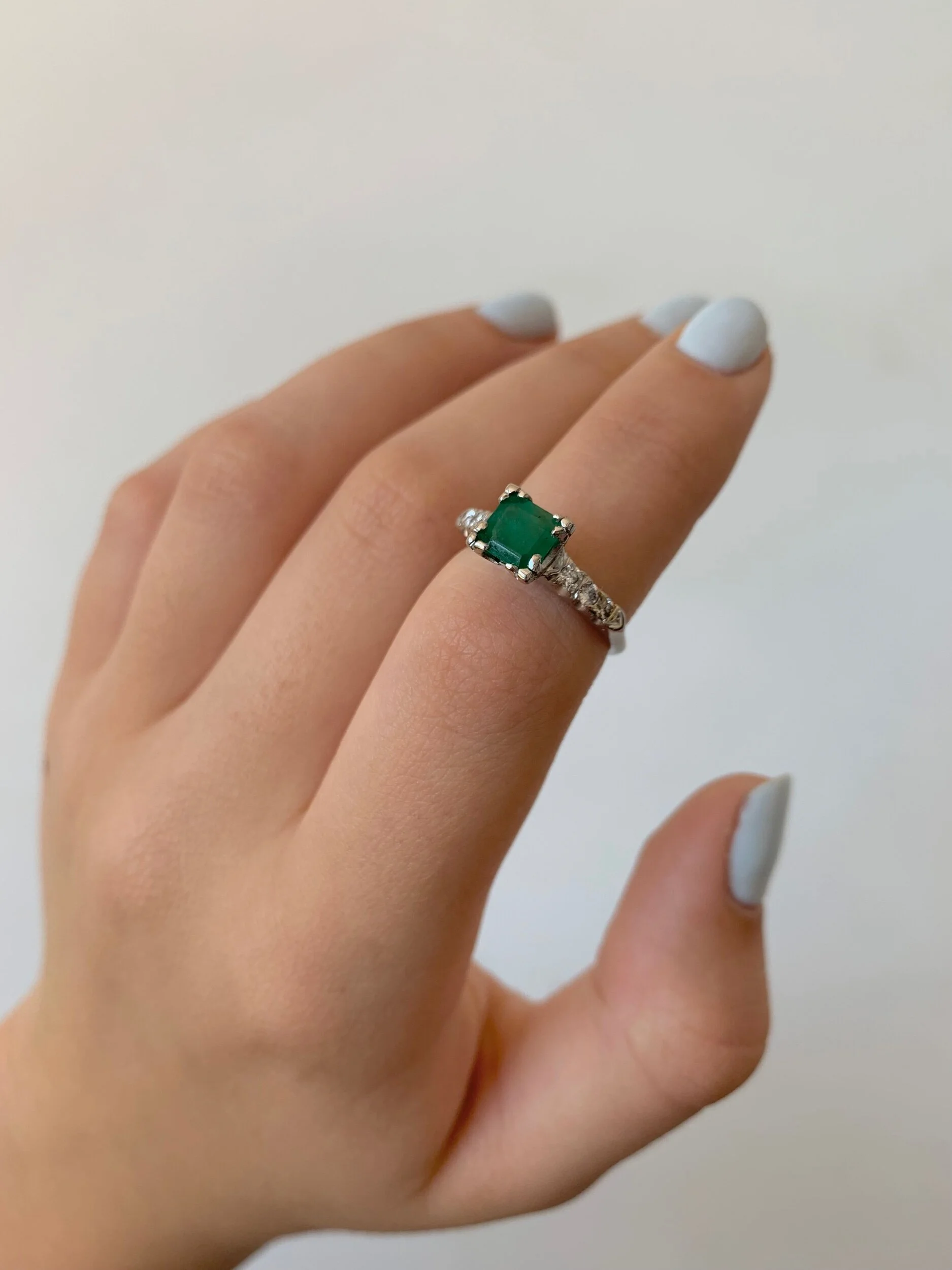 695DE5CD-BDED-42AE-B843-BC952FD54ED6