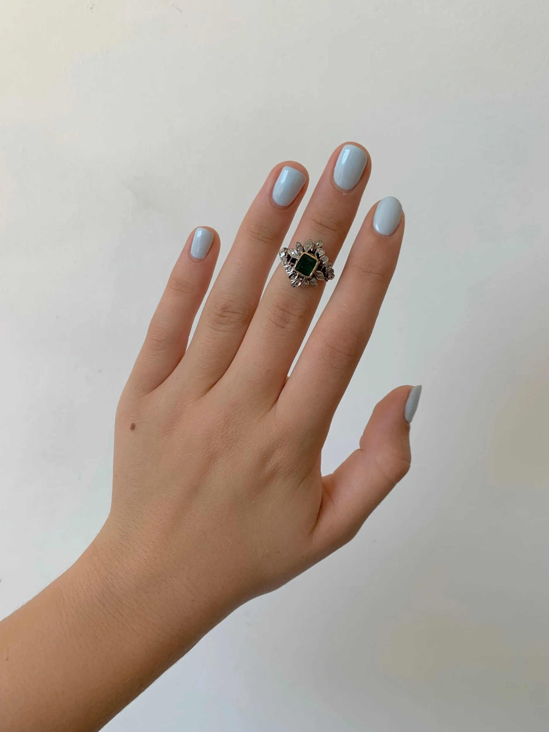 AFA6369E-C5F7-4359-9523-AC4DC115C098