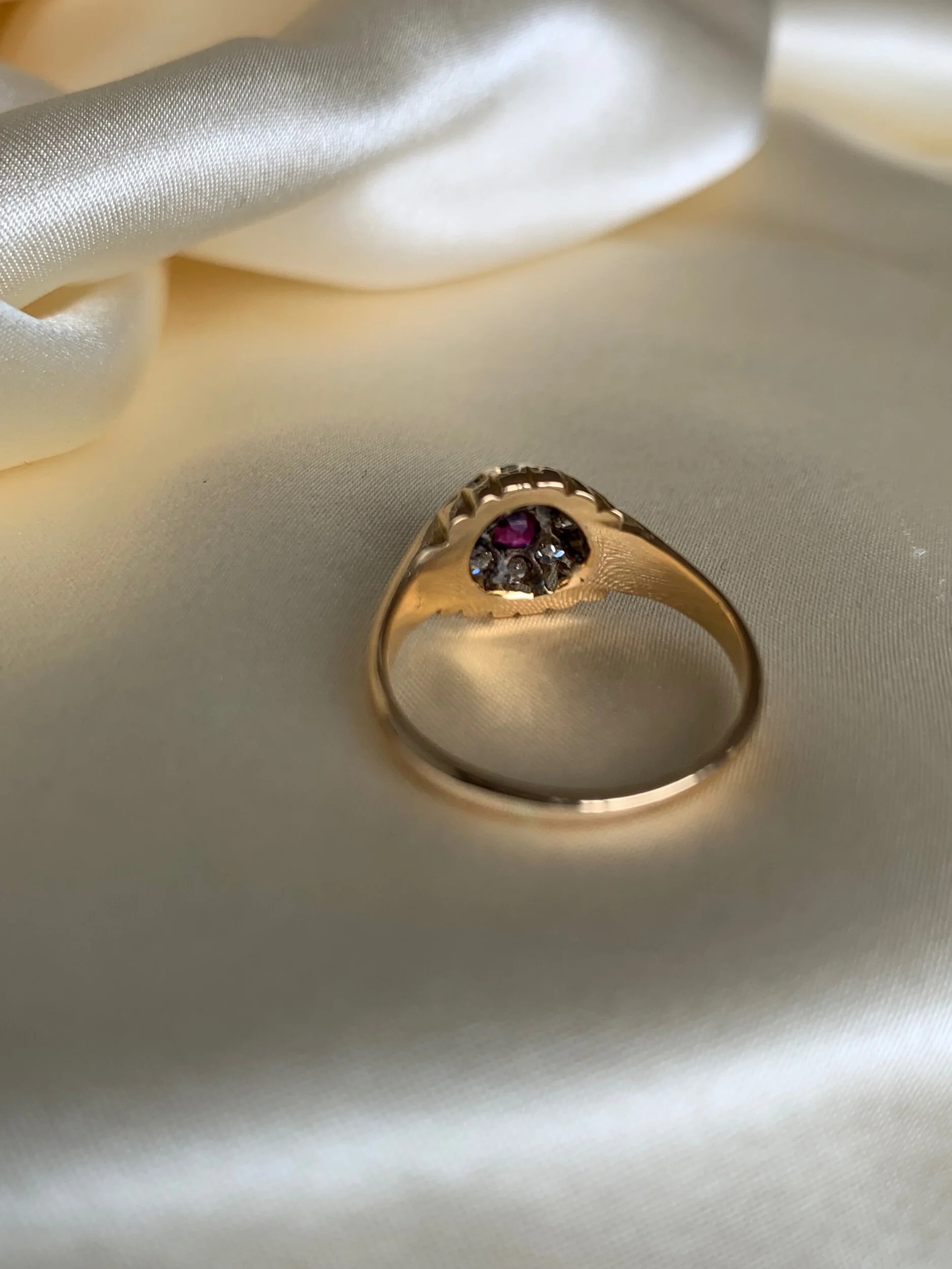 43E2F3C5-34B5-4BEC-8065-856BAAB055D5