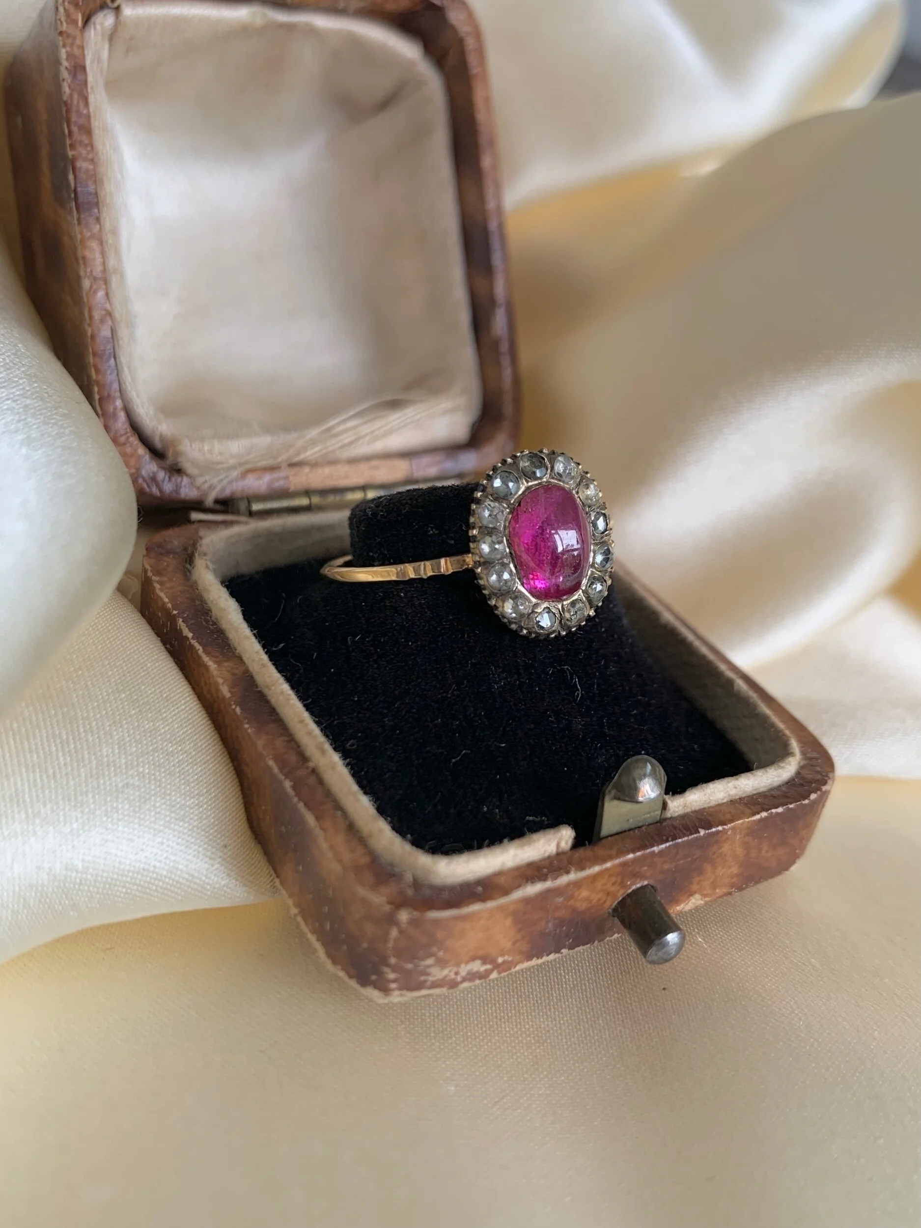 F2B440E0-0C10-4AE7-9E79-29ADB8AC2D66