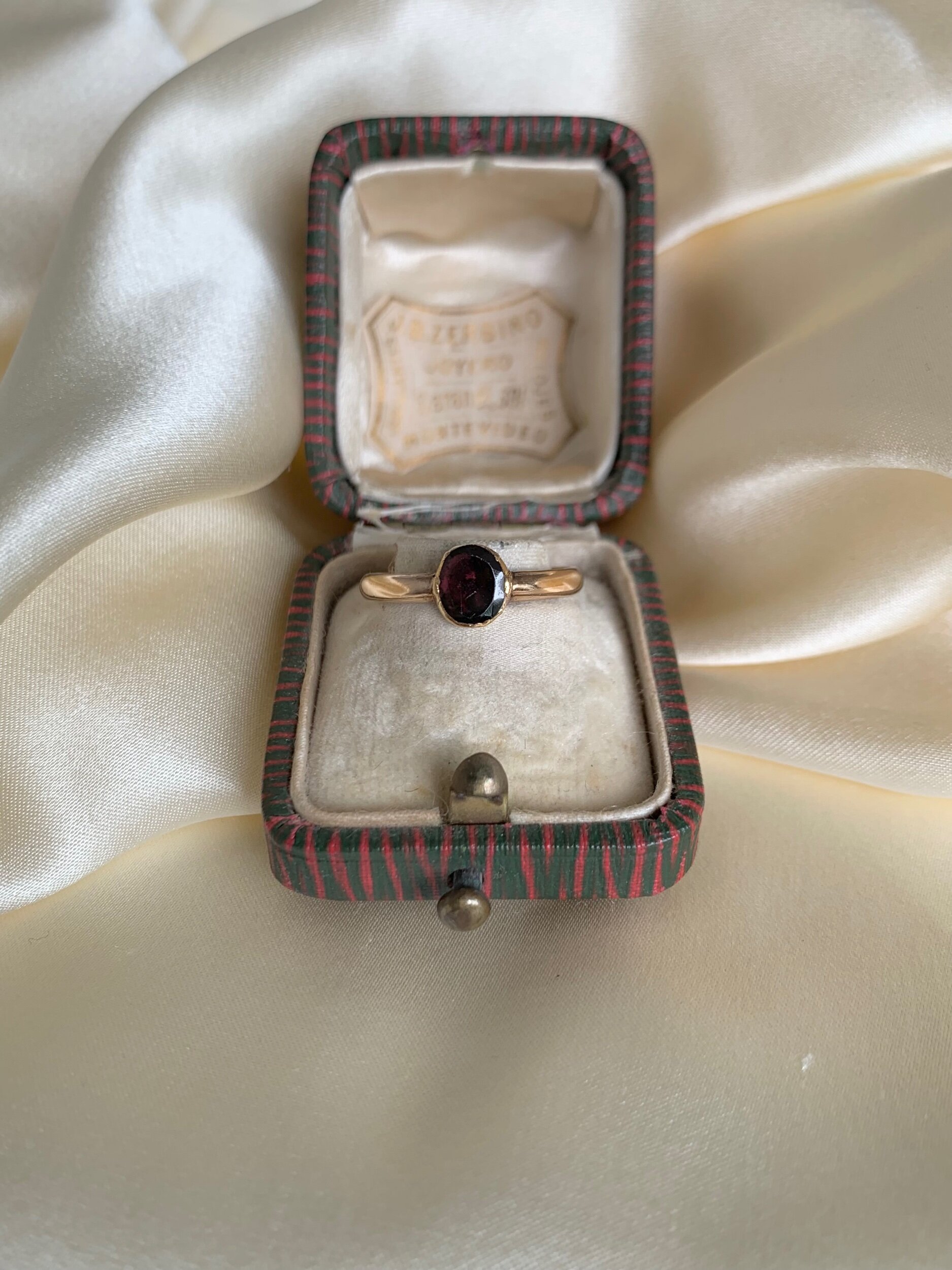 07836D1E-F842-428B-AAF2-76BAD0DFC242